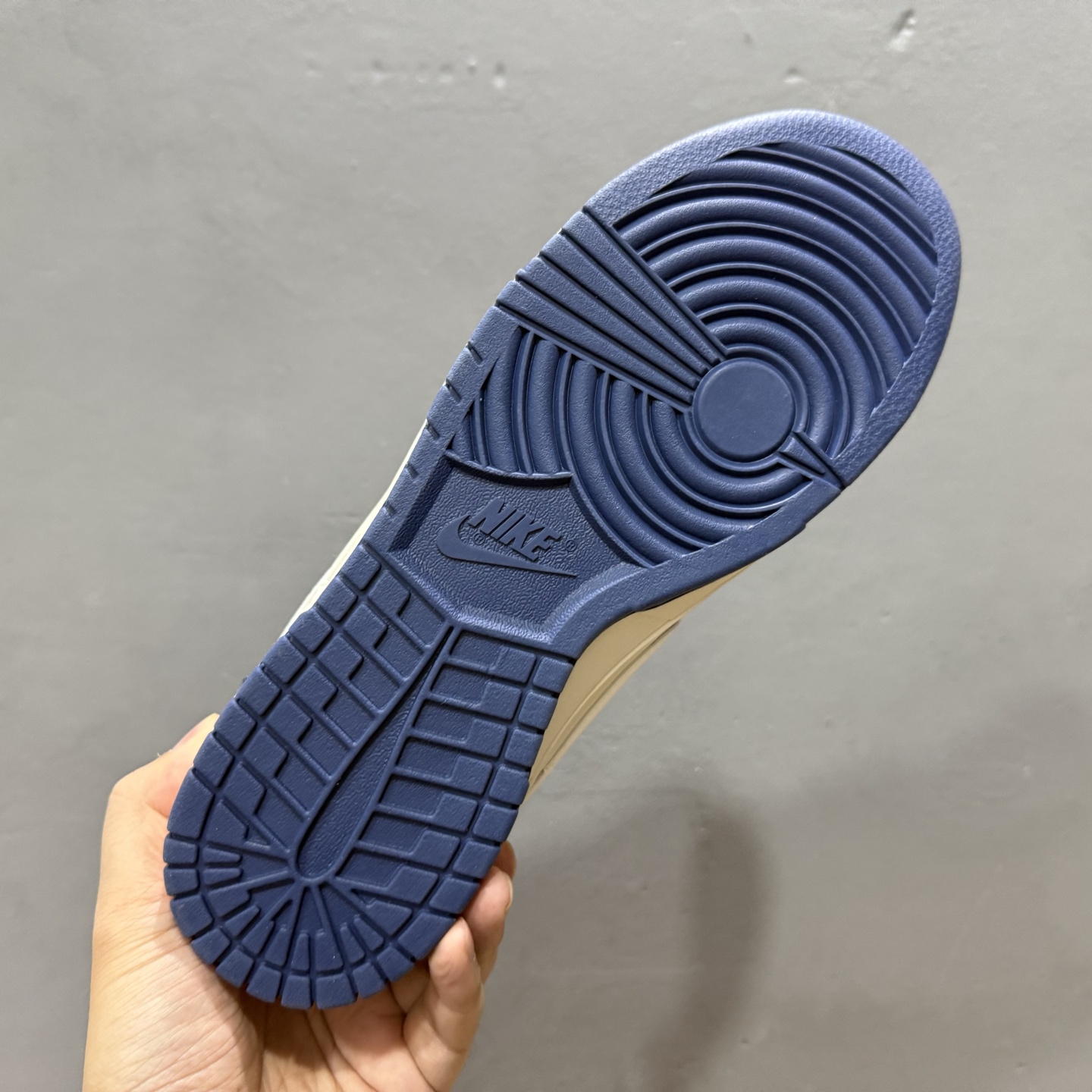 200 独家实拍Nk SB Dunk Low 北面联名 猪八白蓝勾 周年高端定制 低帮休闲板鞋 DM6868-023