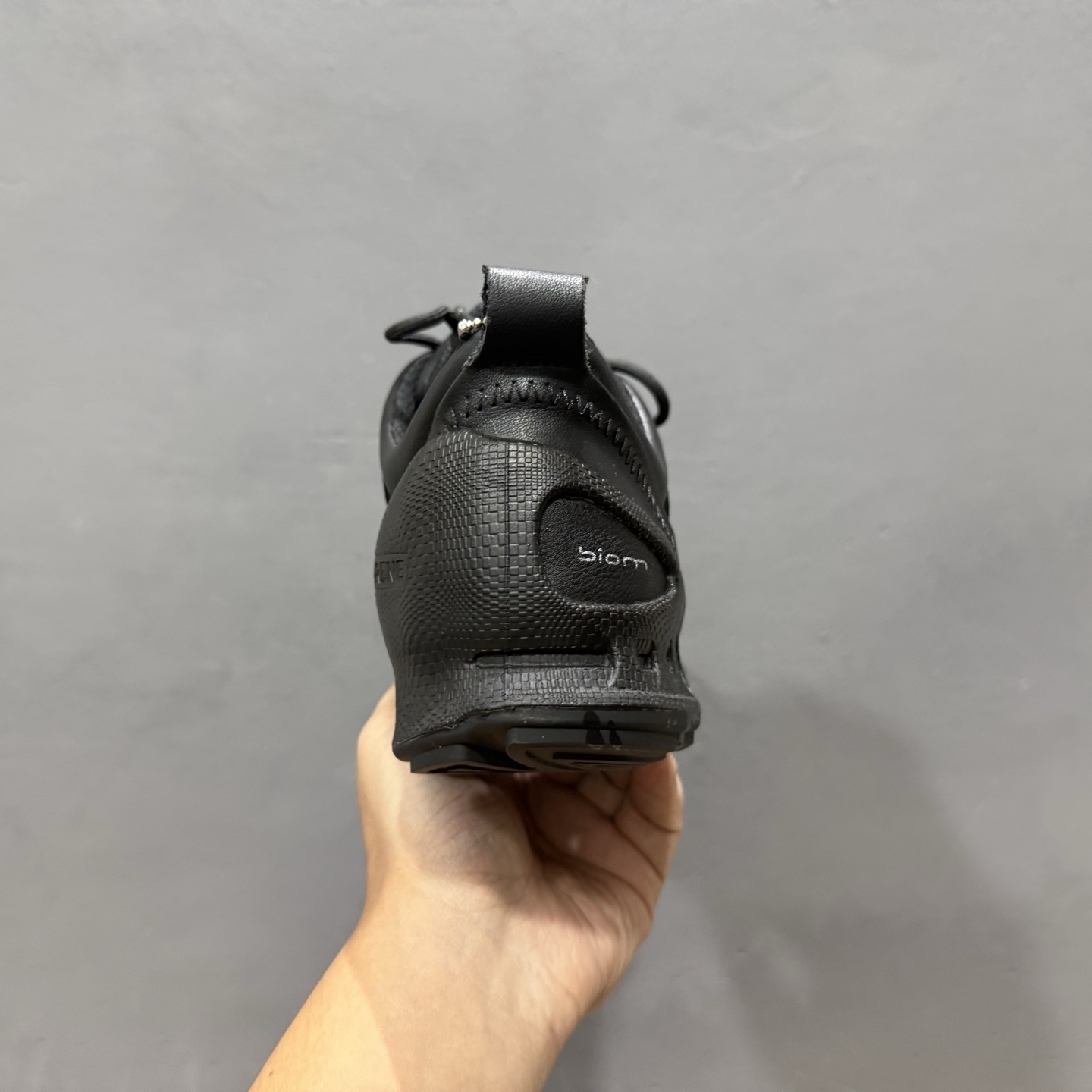 280 ECCO爱步男士运动鞋 真皮免系带百搭健身鞋