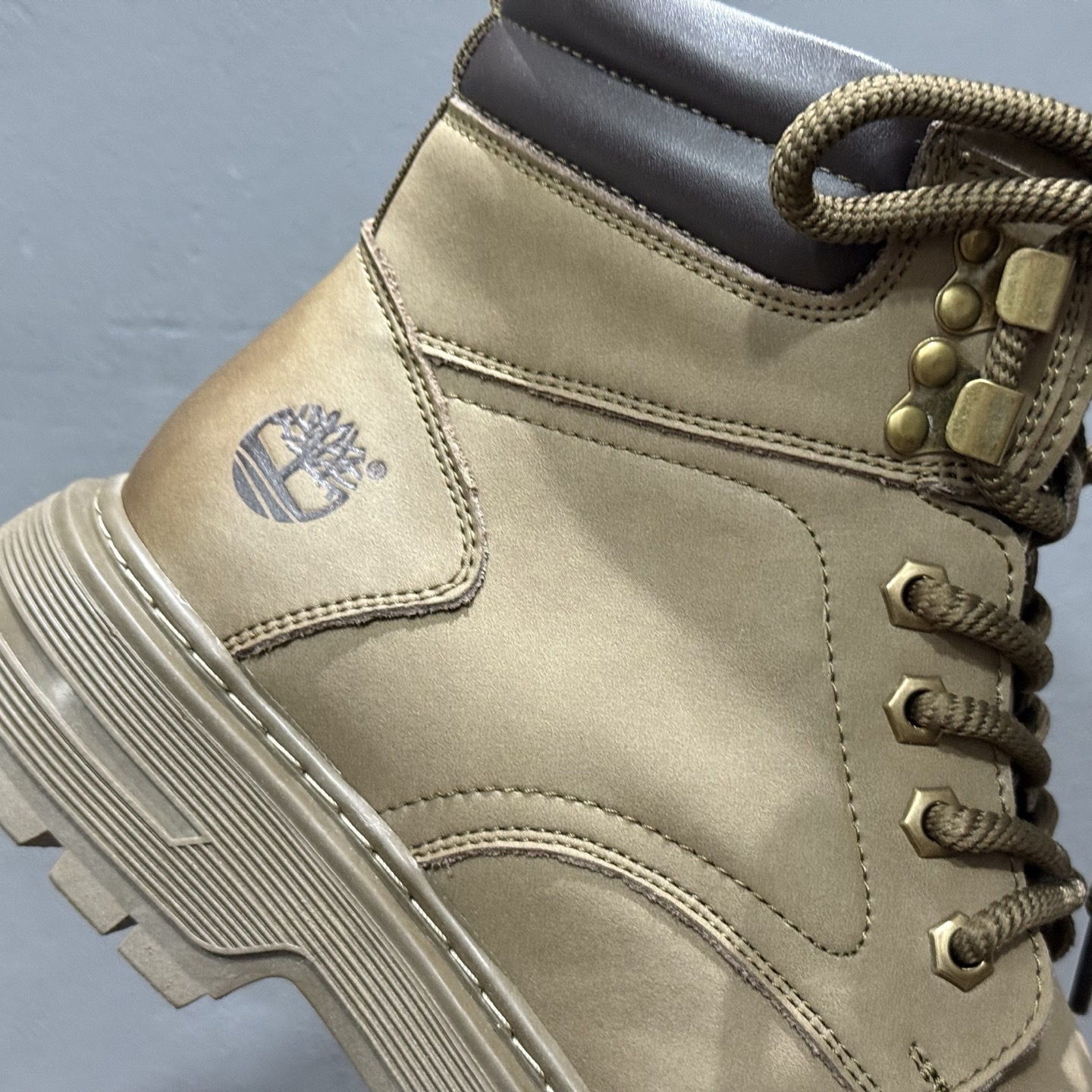 2025秋冬款Timberland 天伯伦/添柏岚经典款 99156