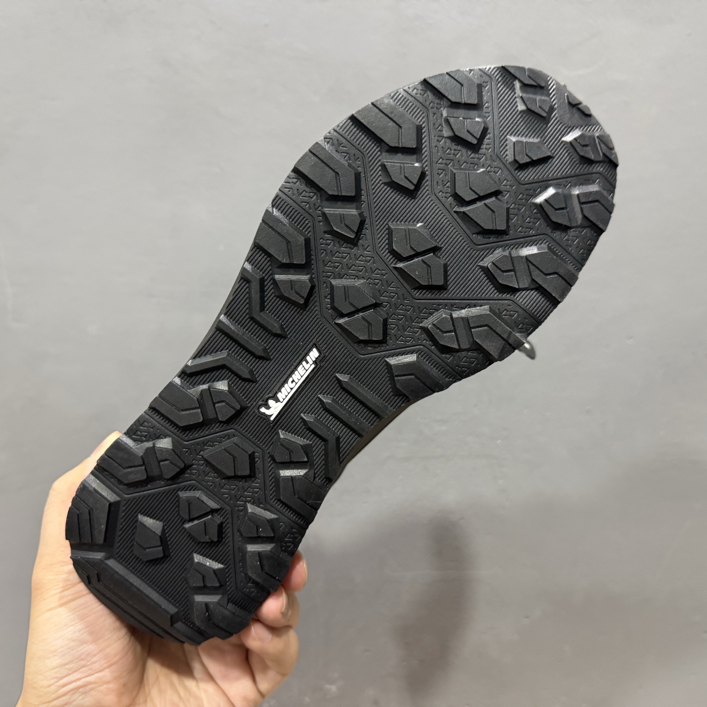 300 迪桑特DESCENTE RUNNING DFLUID流体鞋缓震BOA TPU防水支撑回弹跑步鞋-Chinese UA Cheap High Quatity Brand Clothes Bags handbags Sneakers wholesale wholesaler seller from China Factory suppliers Fashion Clothing Shoes best Quality Beautiful Price 300 迪桑特DESCENTE RUNNING DFLUID流体鞋缓震BOA TPU防水支撑回弹跑步鞋