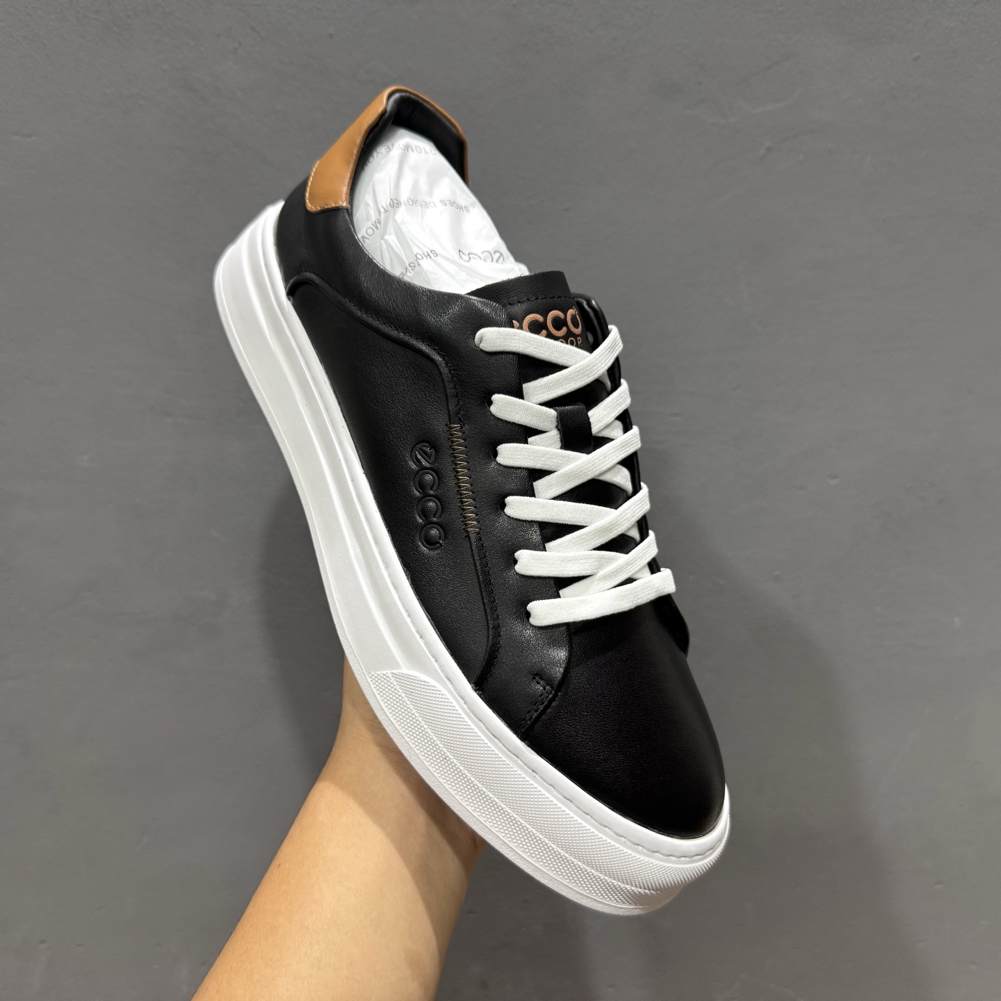 300 ECCO爱步小白鞋男 四季可穿复古增高板鞋 街头球鞋