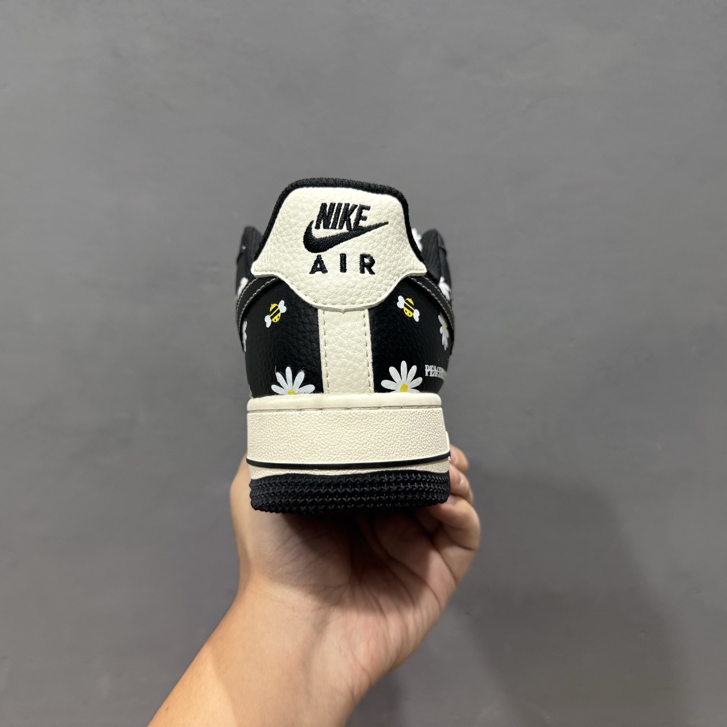 NIke Air Force 1 '07 Low “权志龙——黑白熊猫印花”空军一号 低帮 运动鞋 休闲鞋 JP8028-004