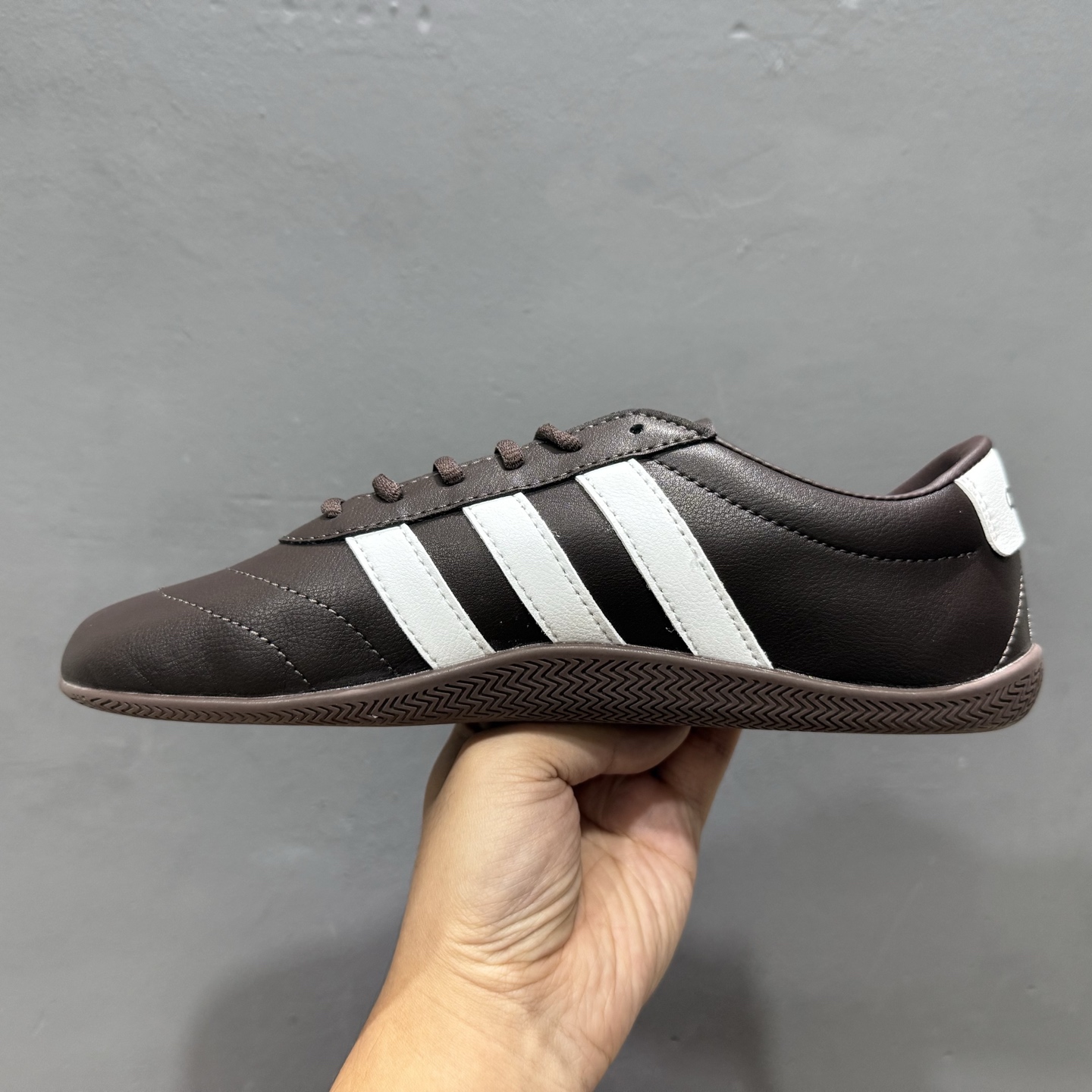 adidad GRAND COURT LO 网球运动休闲板鞋 JQ9680