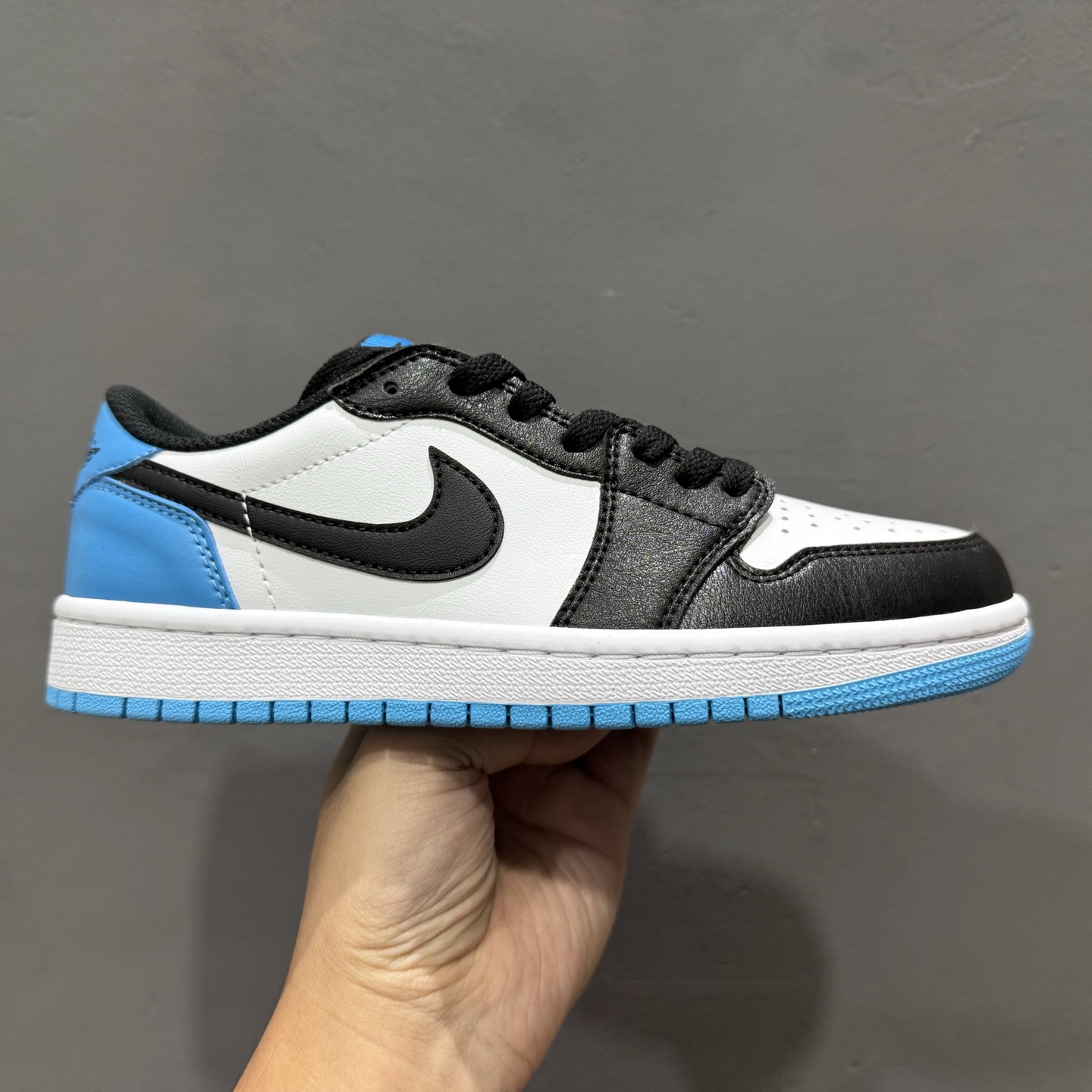 Air Jordan 1 Low ”Obsidian” AJ1乔1黑白蓝低帮文化篮球鞋 CZ0790-104