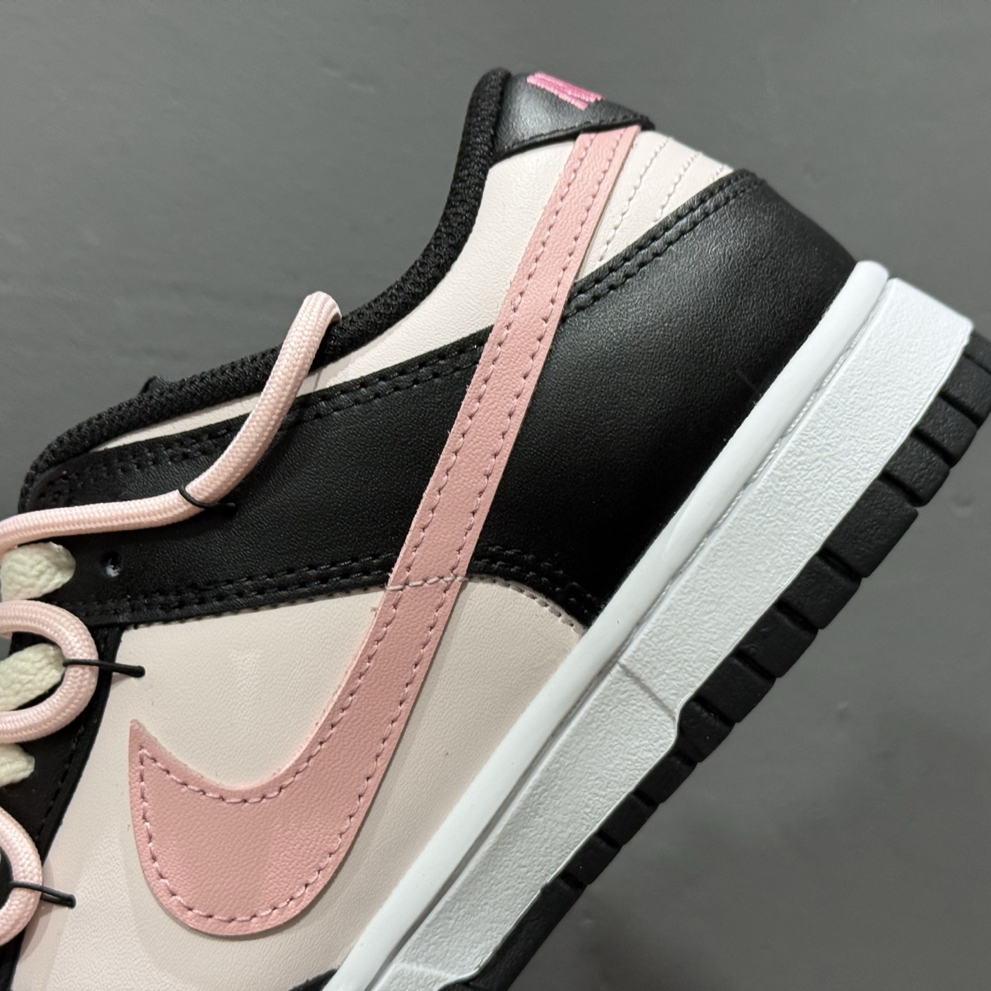 Nike SB Dunk Low ”Just Do It” 绑带 周年高端定制 低帮休闲板鞋 DD1503-101