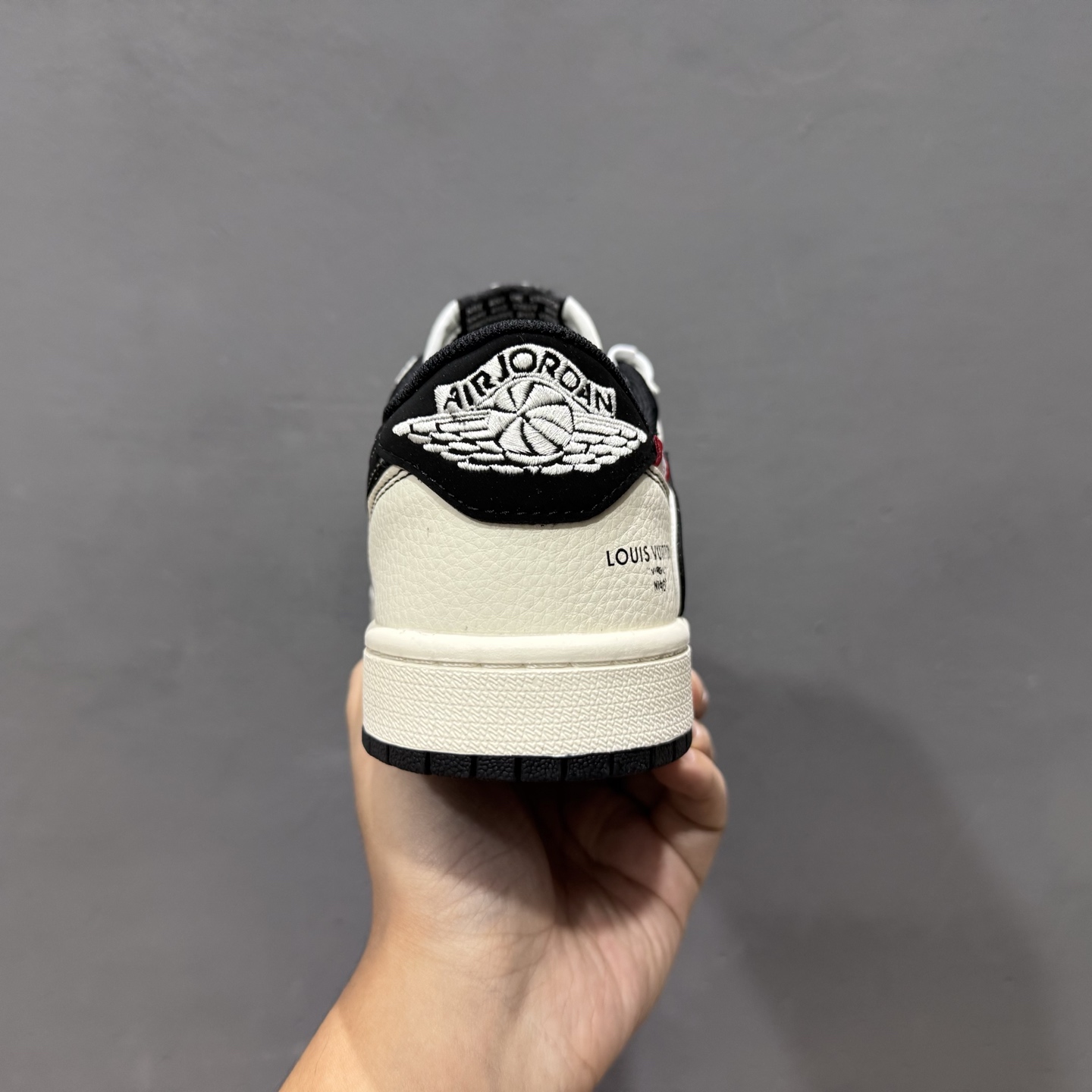 NIke Air Force 1 '07 Low “LV联名——黑勾NIKE红标”空军一号 低帮 运动鞋 休闲鞋 CX5050-Y30