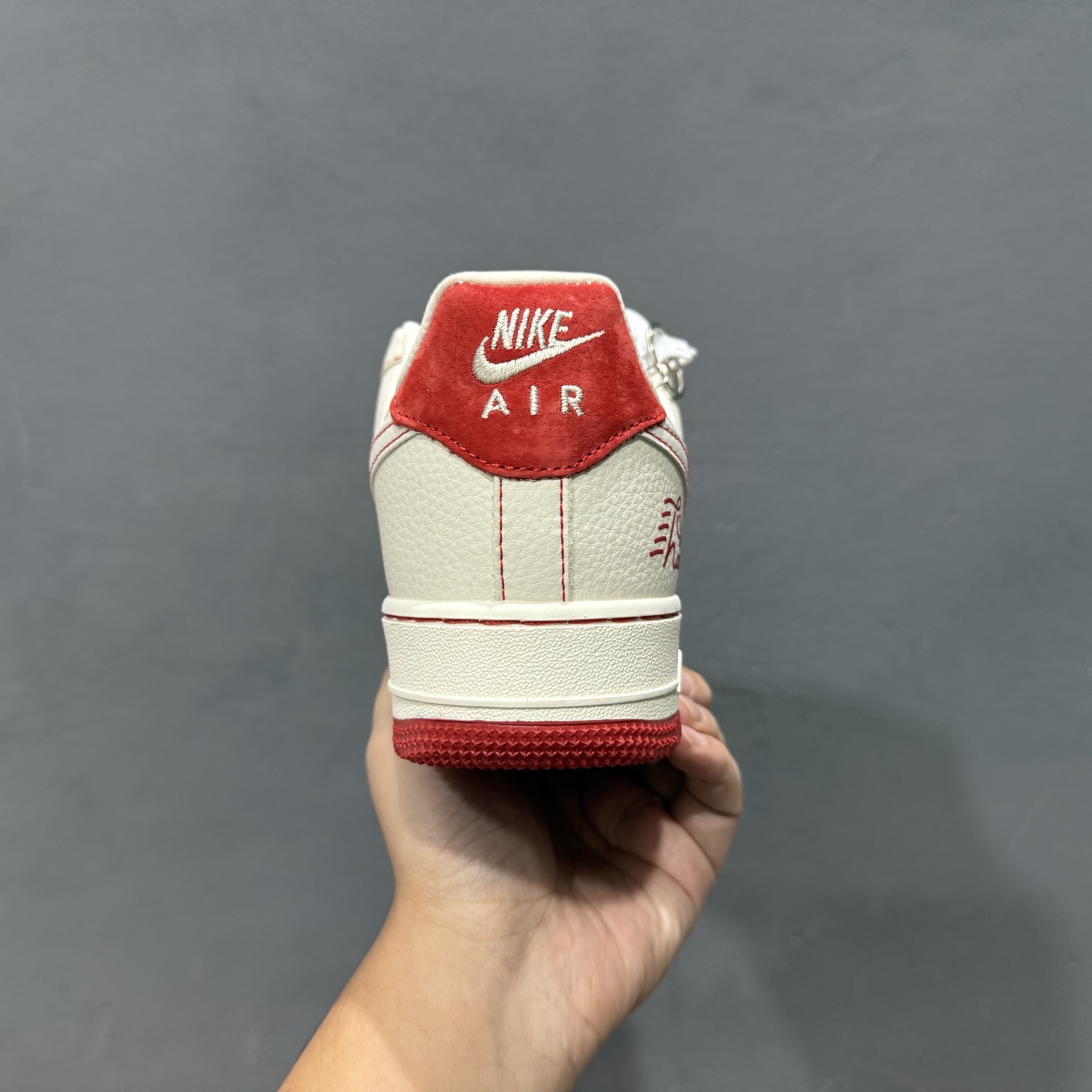 NIke Air Force 1 '07 Low “马年联名——红马”空军一号 低帮 运动鞋 休闲鞋 XL1979-133