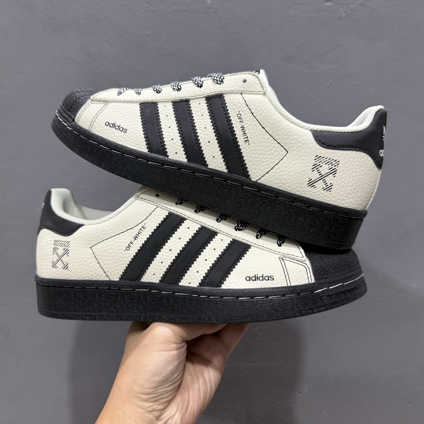 AdidOriginals GAZELLE INDOOR阿迪达斯 三叶草 贝壳头’DIY’系列低帮经典百搭休闲运动板鞋 DS0033