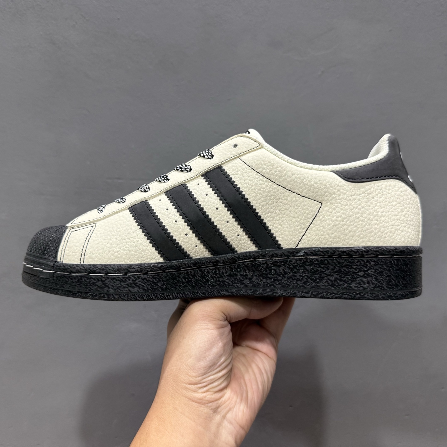 AdidOriginals GAZELLE INDOOR阿迪达斯 三叶草 贝壳头’DIY’系列低帮经典百搭休闲运动板鞋 DS0033