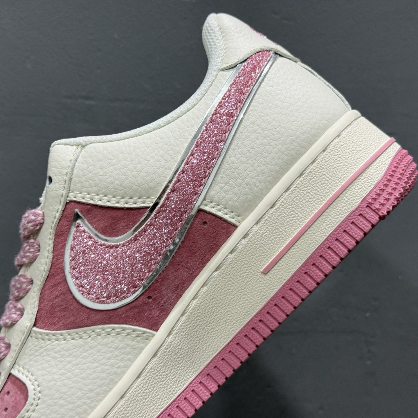独家实拍Nike Air Force 1 Low 07 x The North Face 米白粉小钩满天星 QY6818-538