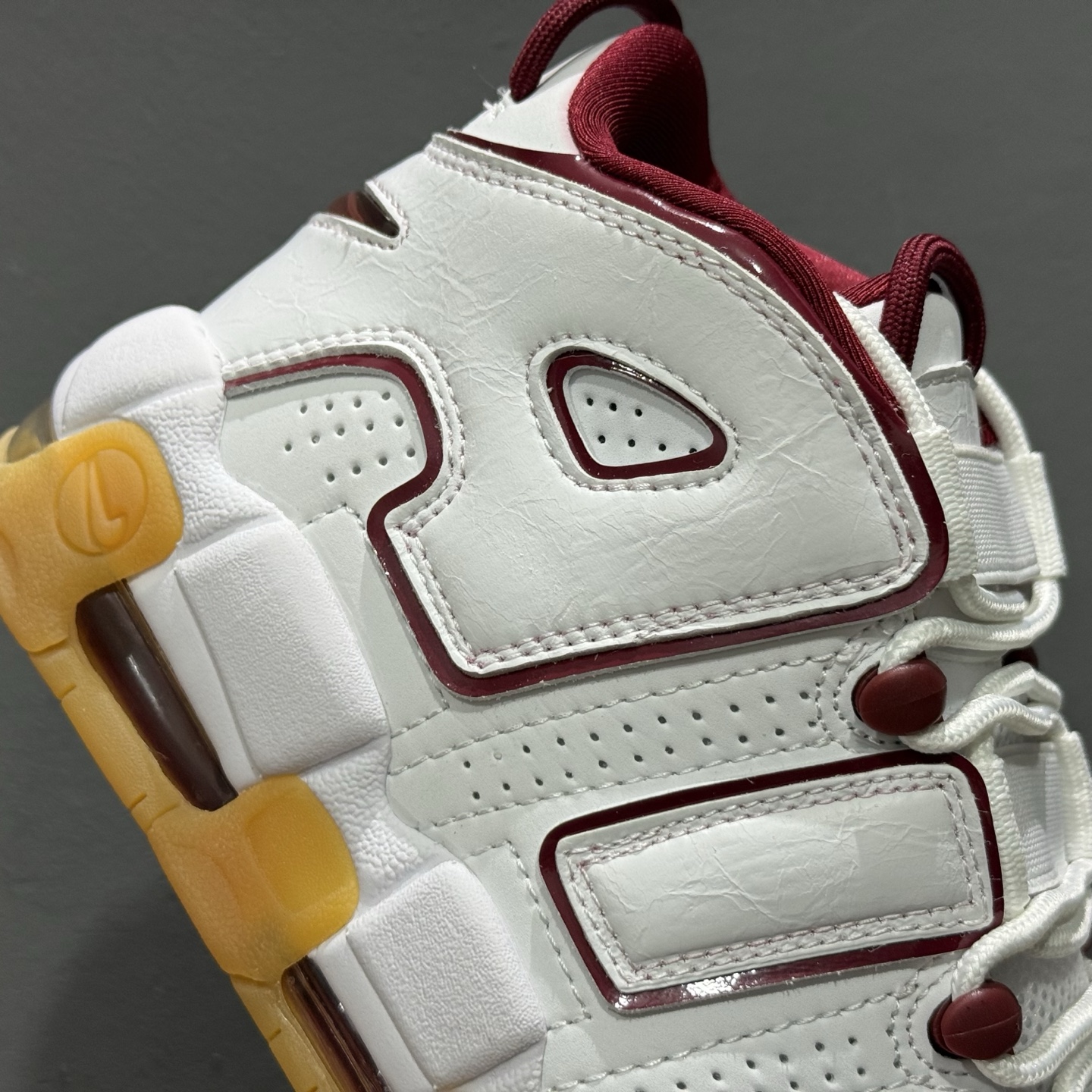 nk air more utemo 皮蓬大air复古篮球鞋 fj2846-100