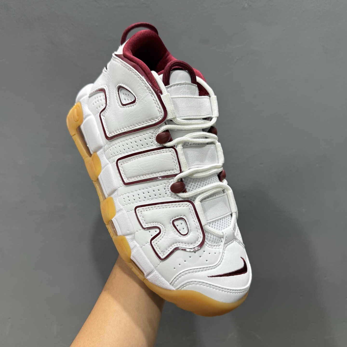 nk air more utemo 皮蓬大air复古篮球鞋 fj2846-100