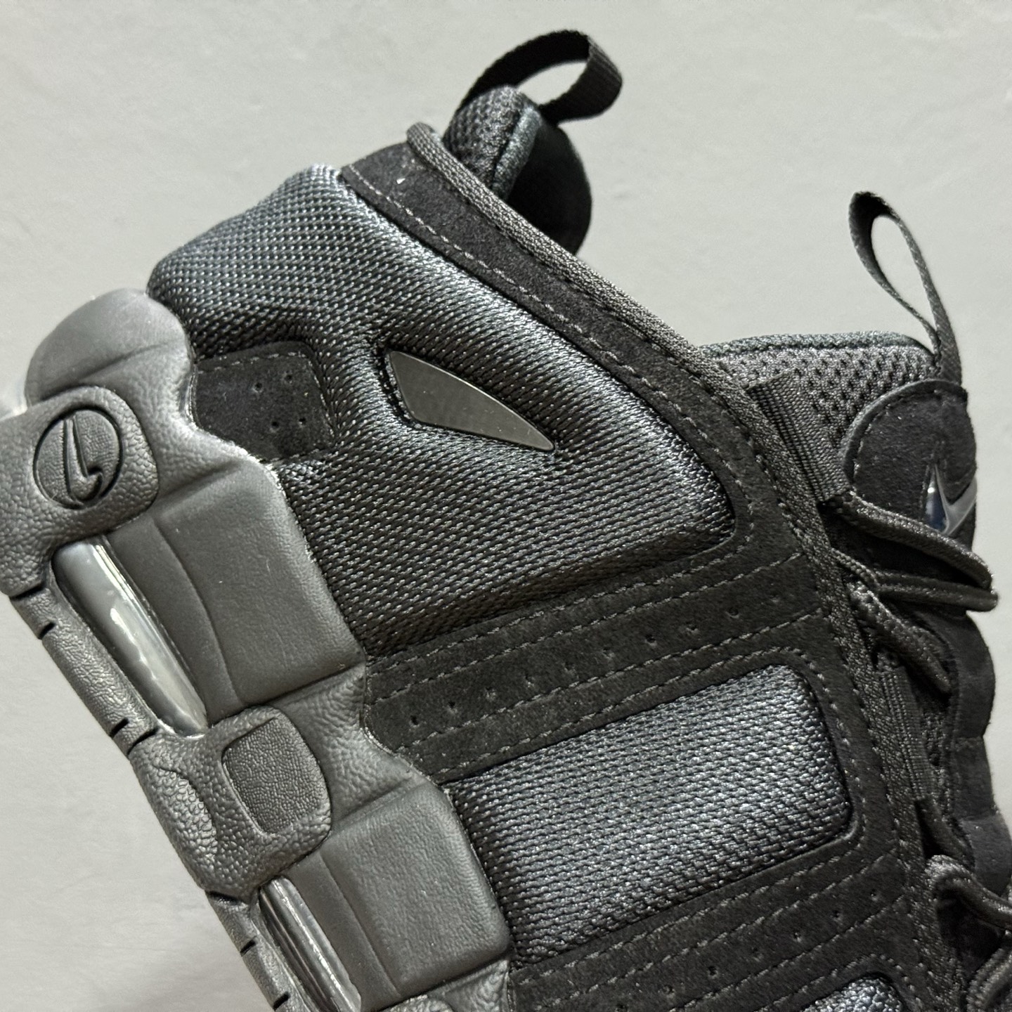 CNK Air More Uptempo 皮蓬网面透气经典高街百搭休闲运动篮球鞋 IM6649-001 CNK Air More Uptempo 皮蓬网面透气经典高街百搭休闲运动篮球鞋 IM6649-001