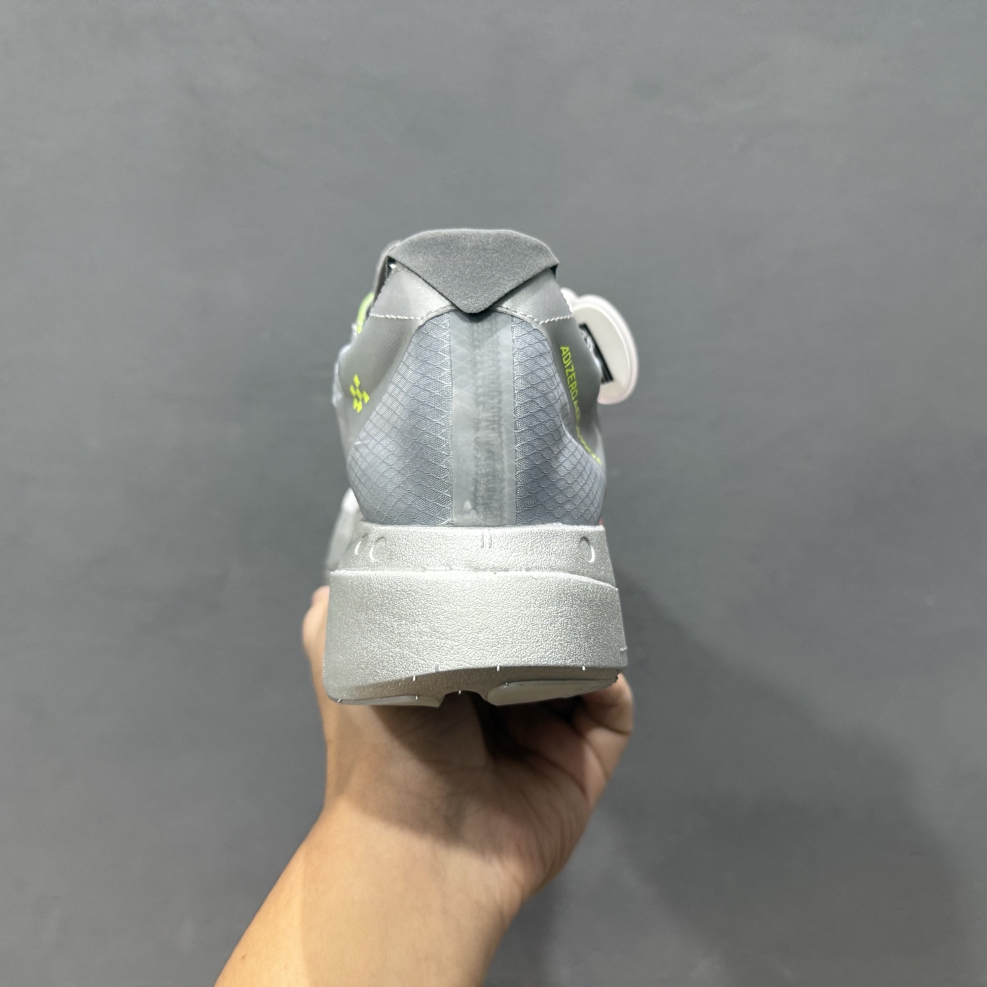 外贸版 AdidAdizero Adios 4 M JR6372 阿迪透气轻盈低帮跑步鞋