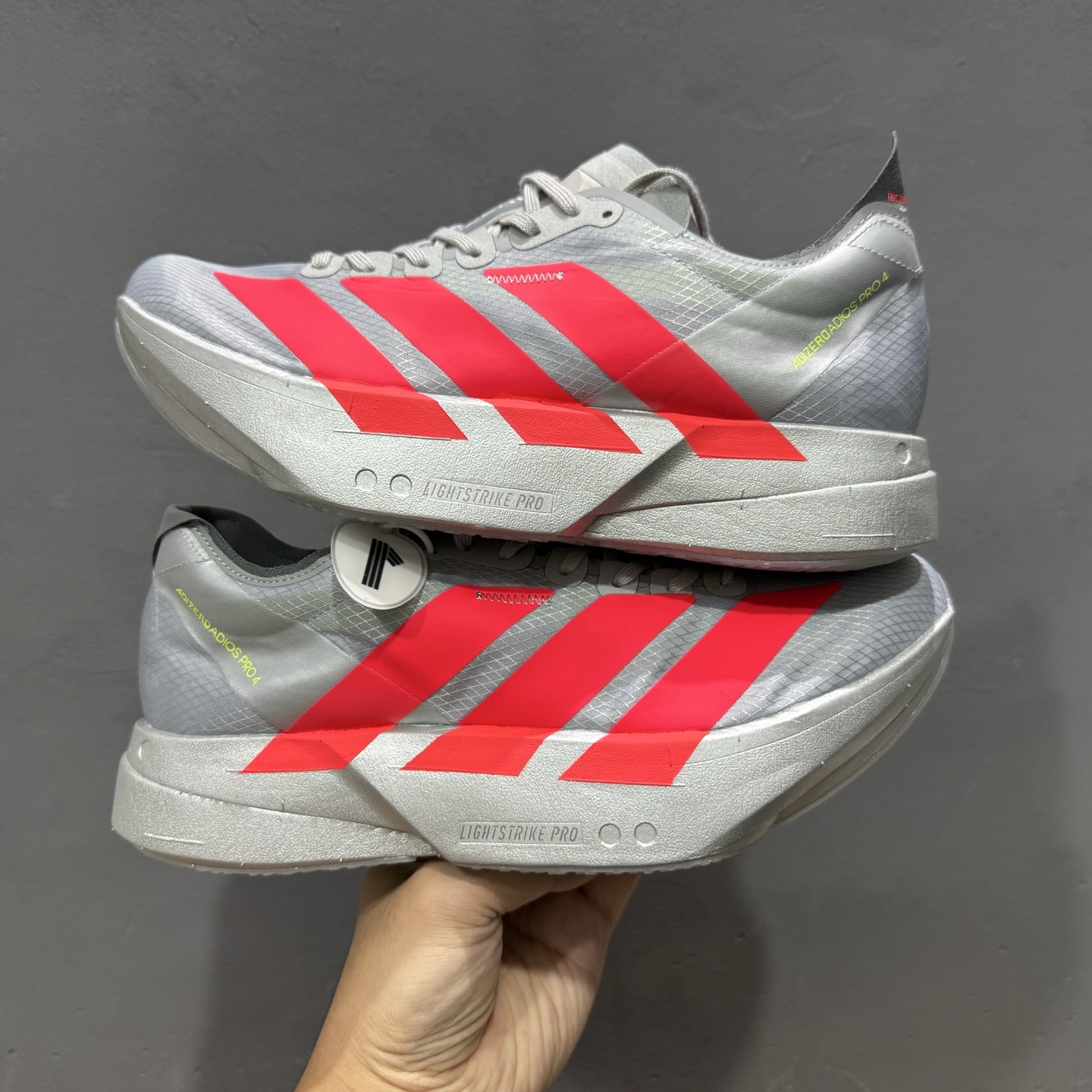 外贸版 AdidAdizero Adios 4 M JR6372 阿迪透气轻盈低帮跑步鞋