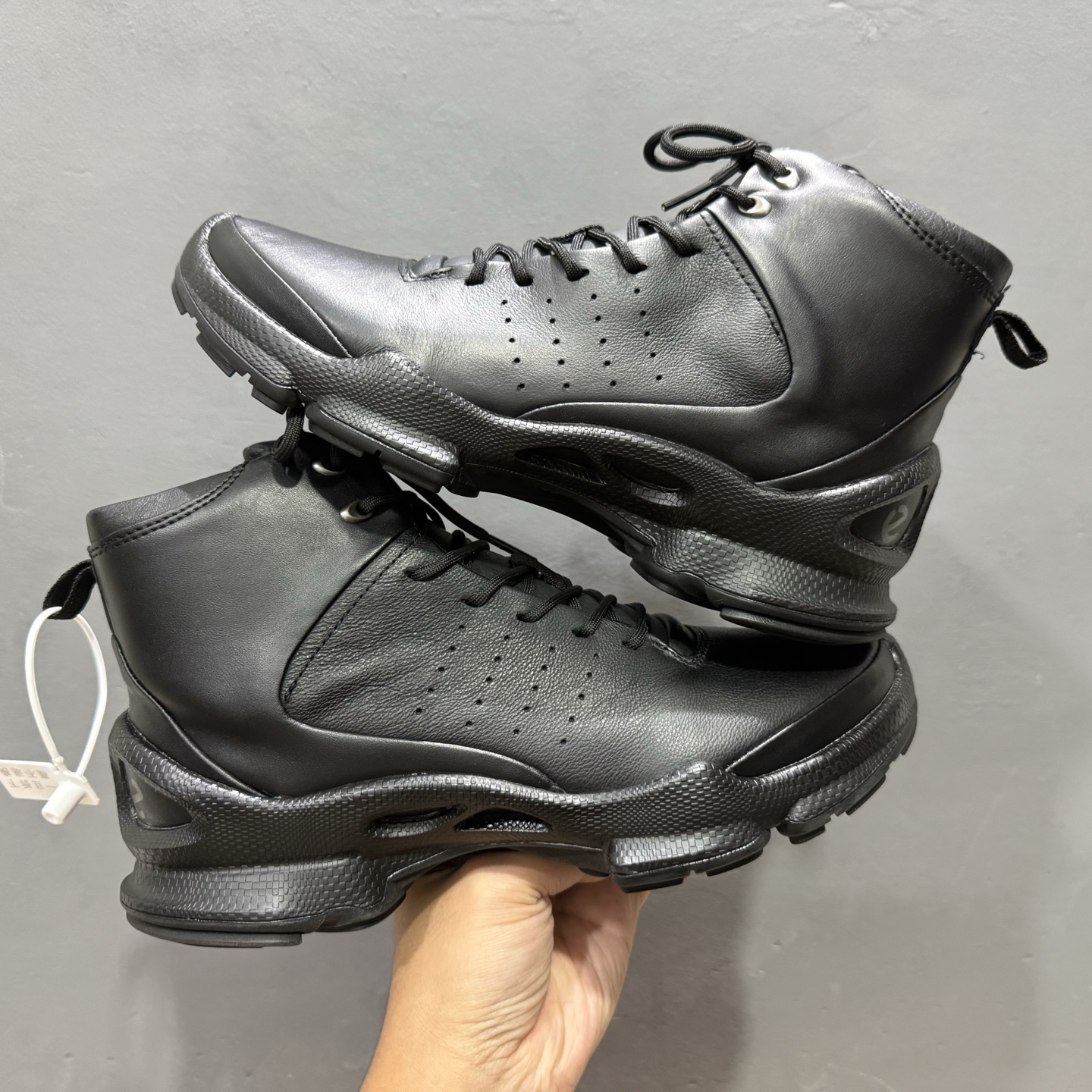 广东纯原Ecco爱步 Biom C 牛皮 轻盈舒适及踝高帮户外靴 广东纯原Ecco爱步 Biom C 牛皮 轻盈舒适及踝高帮户外靴