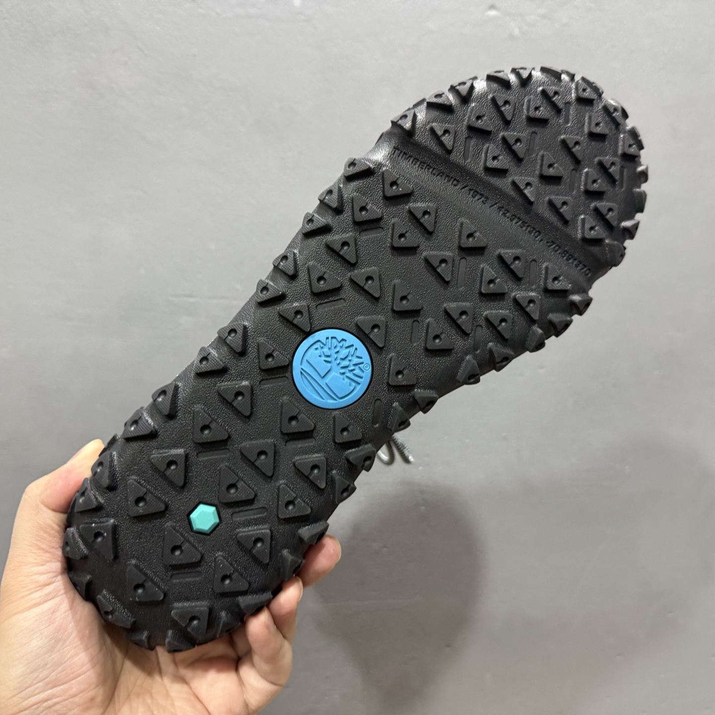 独家实拍Timberland添柏岚/天伯伦 户外中帮休闲马丁靴系列 TB0A5VA33