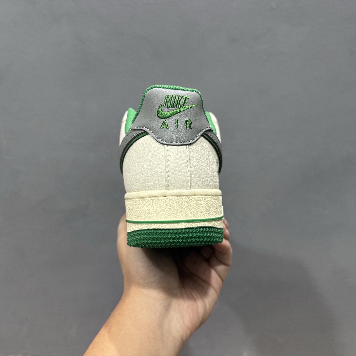 Nike Air Force 1 '07 Low “克罗心联名——米绿银”空军一号 高端定制 低帮 运动鞋 QW5606-260