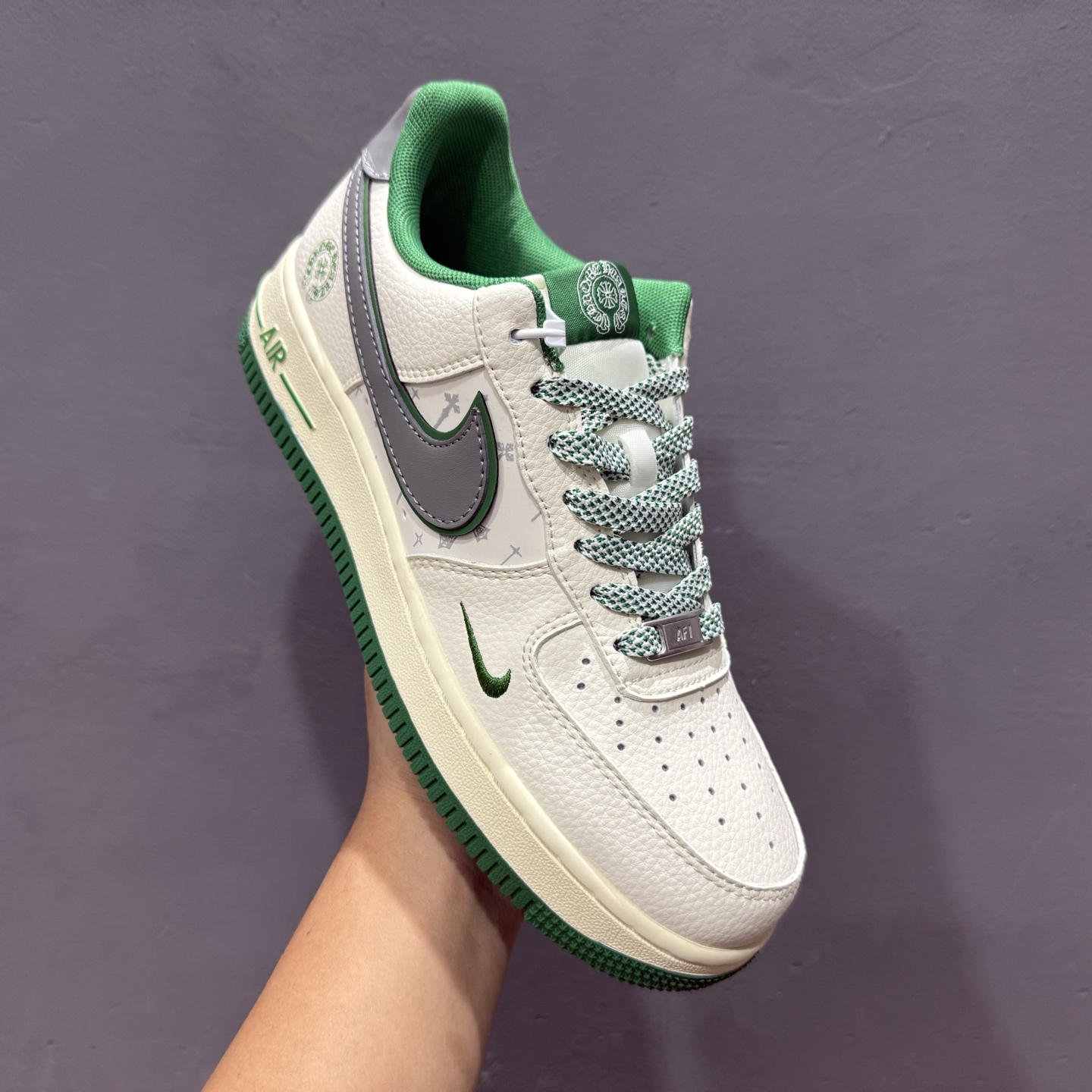 Nike Air Force 1 '07 Low “克罗心联名——米绿银”空军一号 高端定制 低帮 运动鞋 QW5606-260