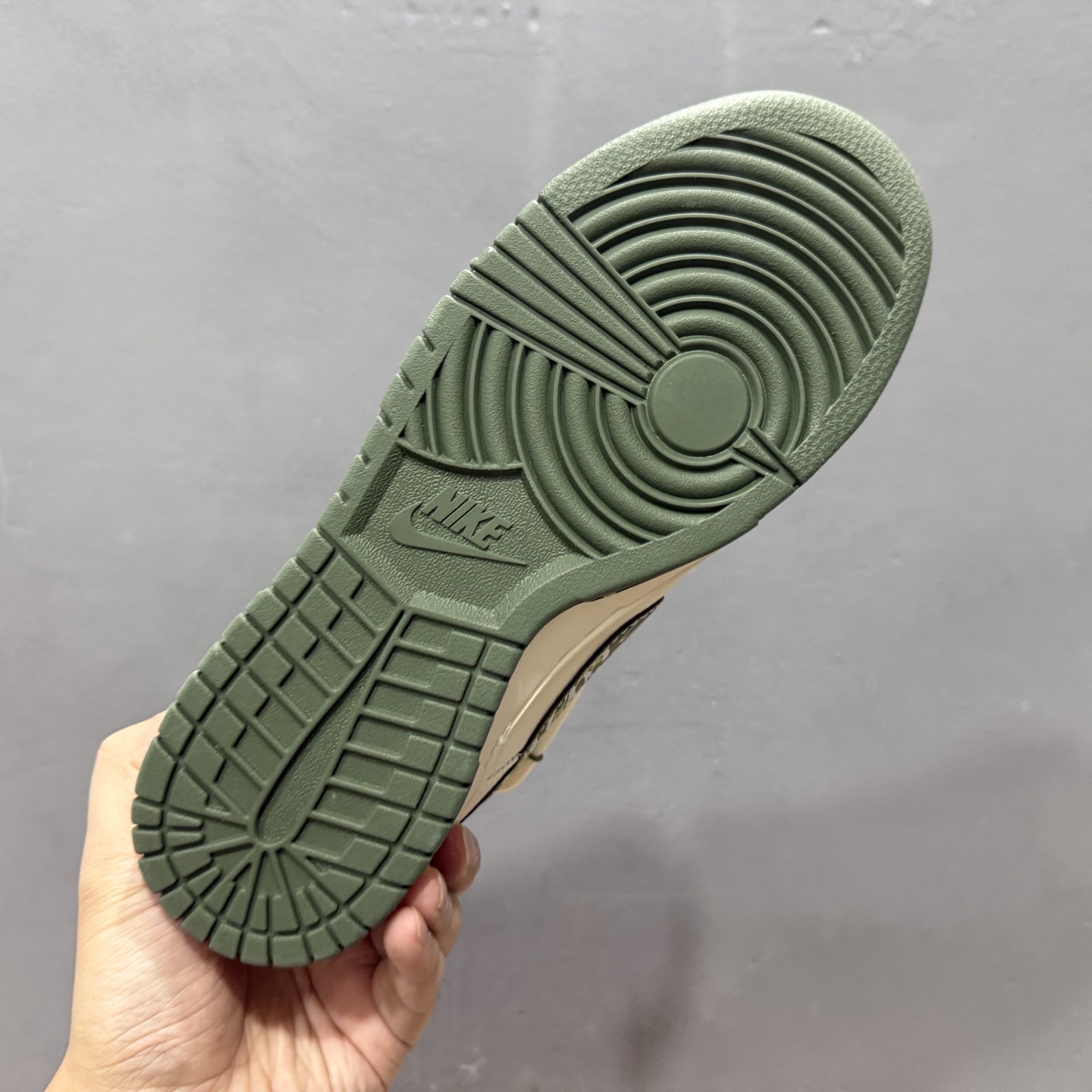 Nike Dunk Low Retro LV联名 周年高端定制 低帮休闲板鞋 DM6868-081