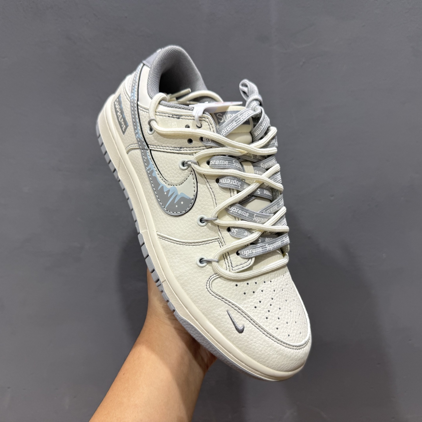 Nike Dunk Low Retro LV联名 周年高端定制 低帮休闲板鞋 DM6868-080 Nike Dunk Low Retro LV联名 周年高端定制 低帮休闲板鞋 DM6868-080