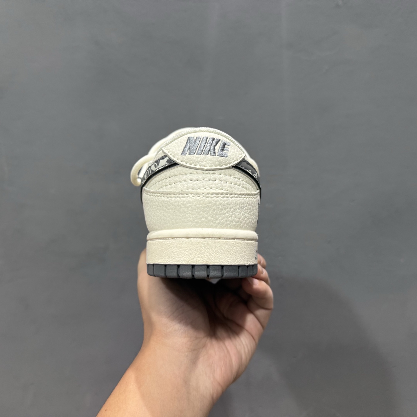 Nike Dunk Low Retro LV联名 周年高端定制 低帮休闲板鞋 DM6868-082