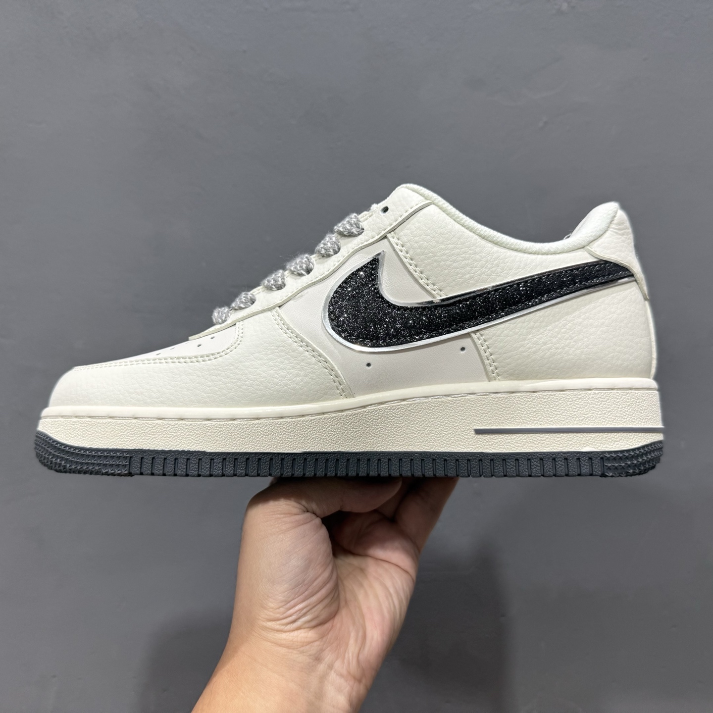 Nike Air Force 1'07 Low 北面联名 空军一号低帮休闲板鞋 QY6818-606 Nike Air Force 1'07 Low 北面联名 空军一号低帮休闲板鞋 QY6818-606