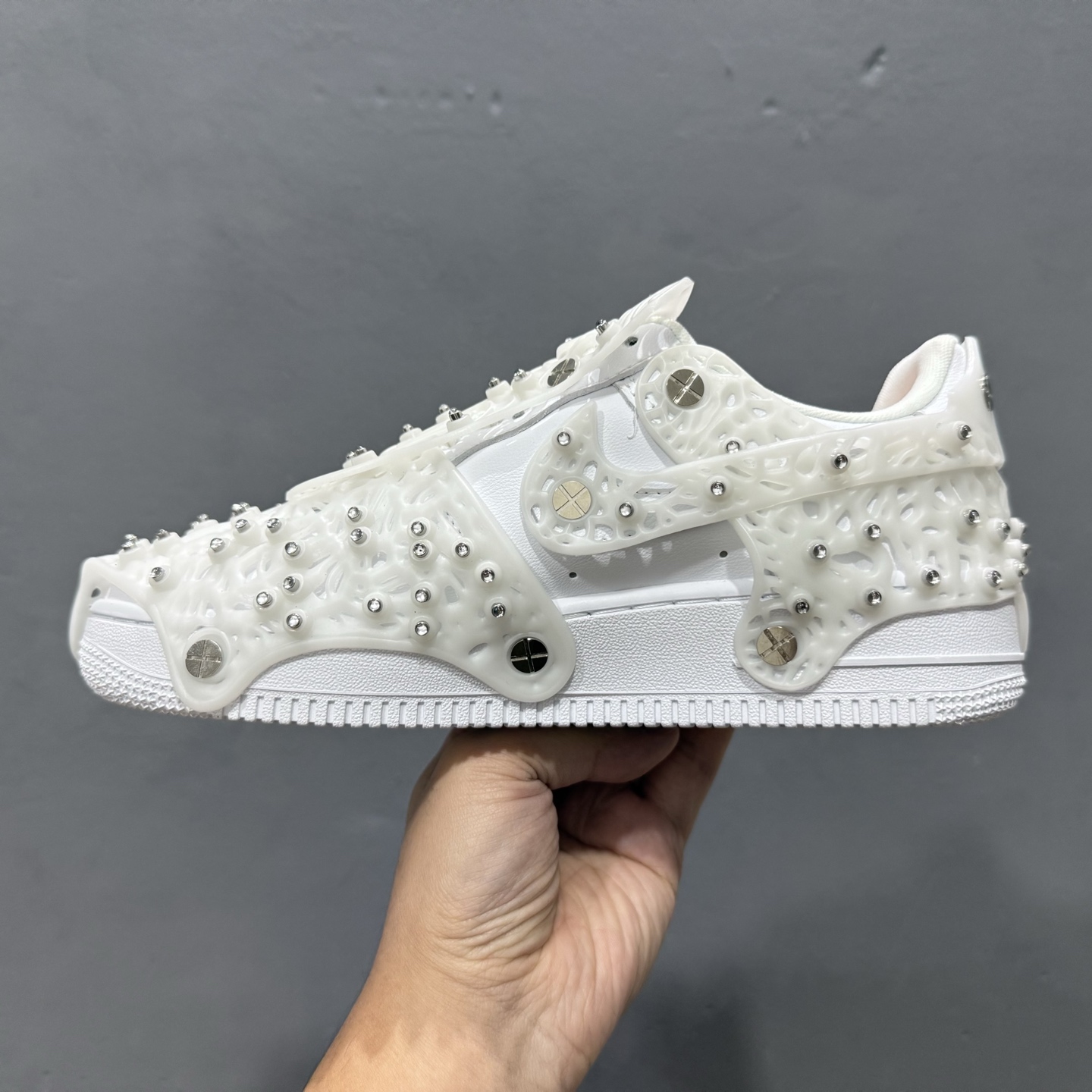 Nike Air Force1 LXX 施华洛世奇联名 板鞋 CV7668-001 Nike Air Force1 LXX 施华洛世奇联名 板鞋 CV7668-001