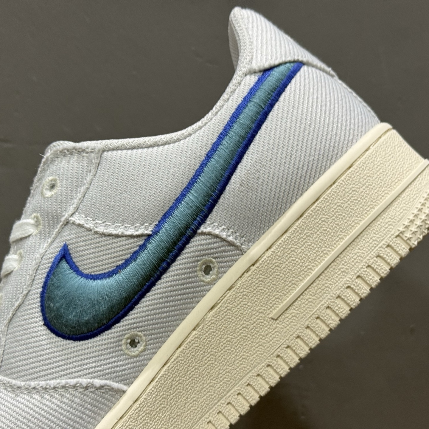 NK Air Force 1 空军一号 HV1204-001