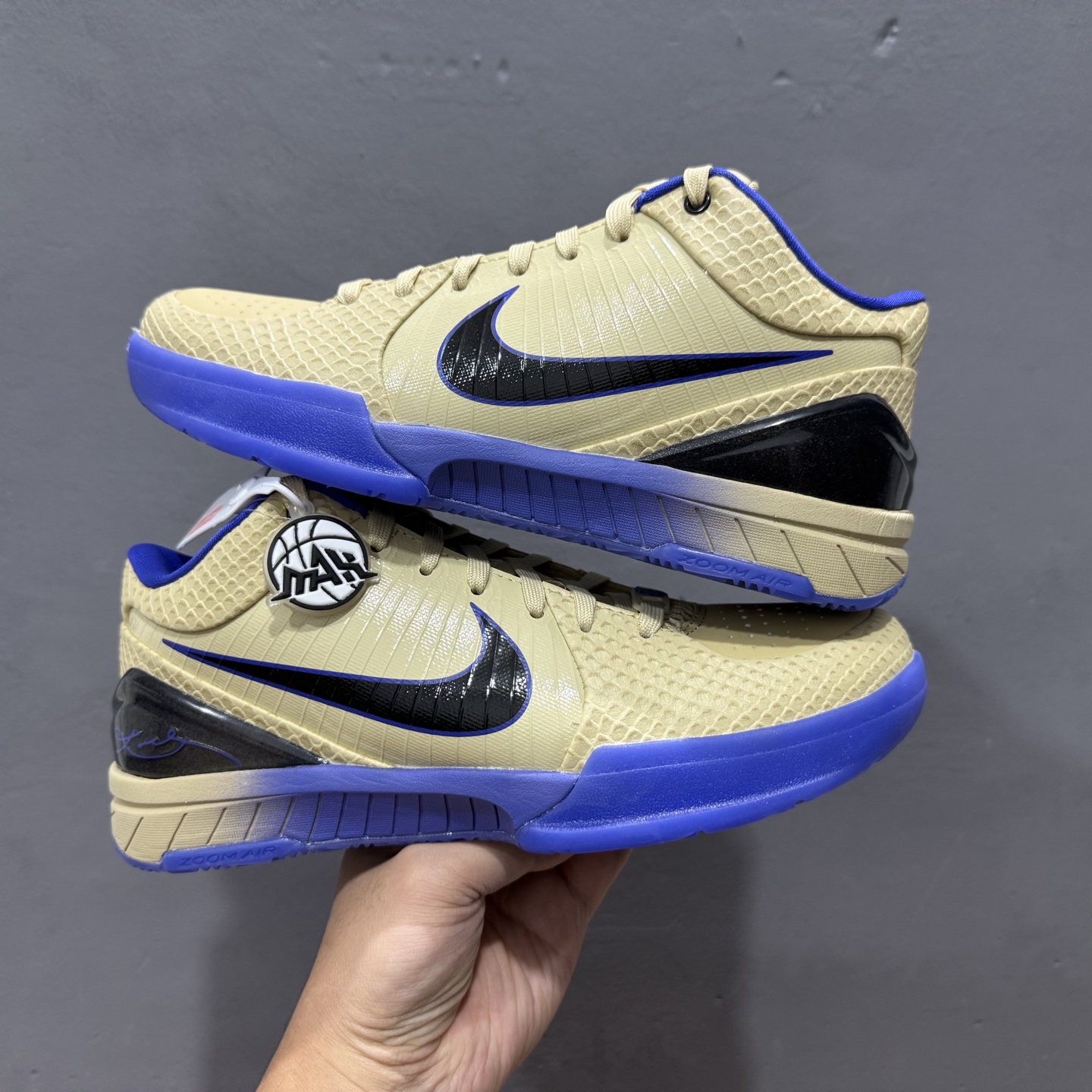 350 灭世Nike Zoom Kobe 4 ZK4 科比四代 IM2532-701-Chinese UA Cheap High Quatity Brand Clothes Bags handbags Sneakers wholesale wholesaler seller from China Factory suppliers Fashion Clothing Shoes best Quality Beautiful Price 350 灭世Nike Zoom Kobe 4 ZK4 科比四代 IM2532-701