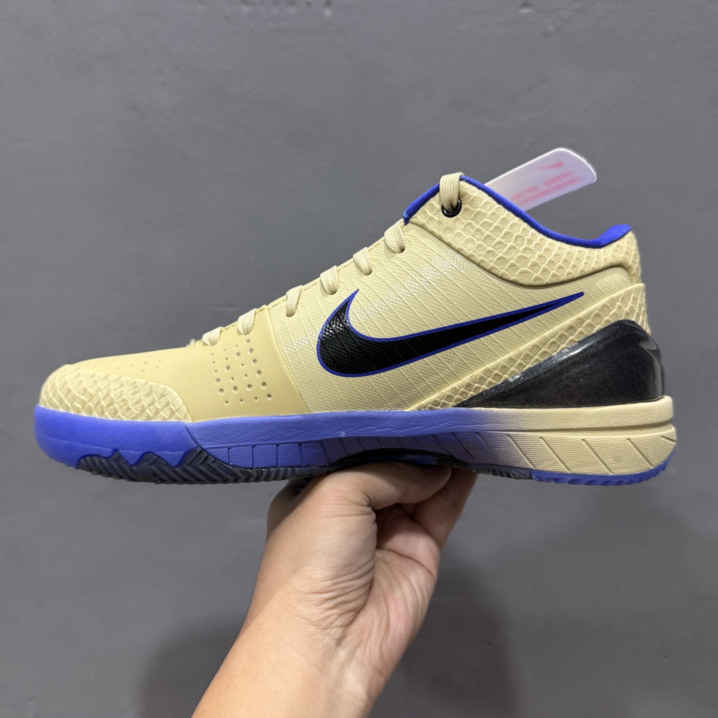 350 灭世Nike Zoom Kobe 4 ZK4 科比四代 IM2532-701-Chinese UA Cheap High Quatity Brand Clothes Bags handbags Sneakers wholesale wholesaler seller from China Factory suppliers Fashion Clothing Shoes best Quality Beautiful Price 350 灭世Nike Zoom Kobe 4 ZK4 科比四代 IM2532-701