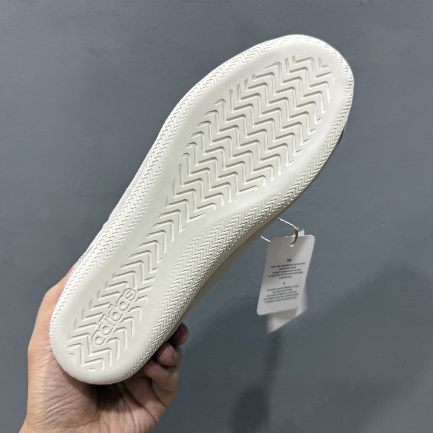 AdidUrban Reverie JQ9390 阿迪舒适时尚魔术贴防滑耐磨生活休闲鞋