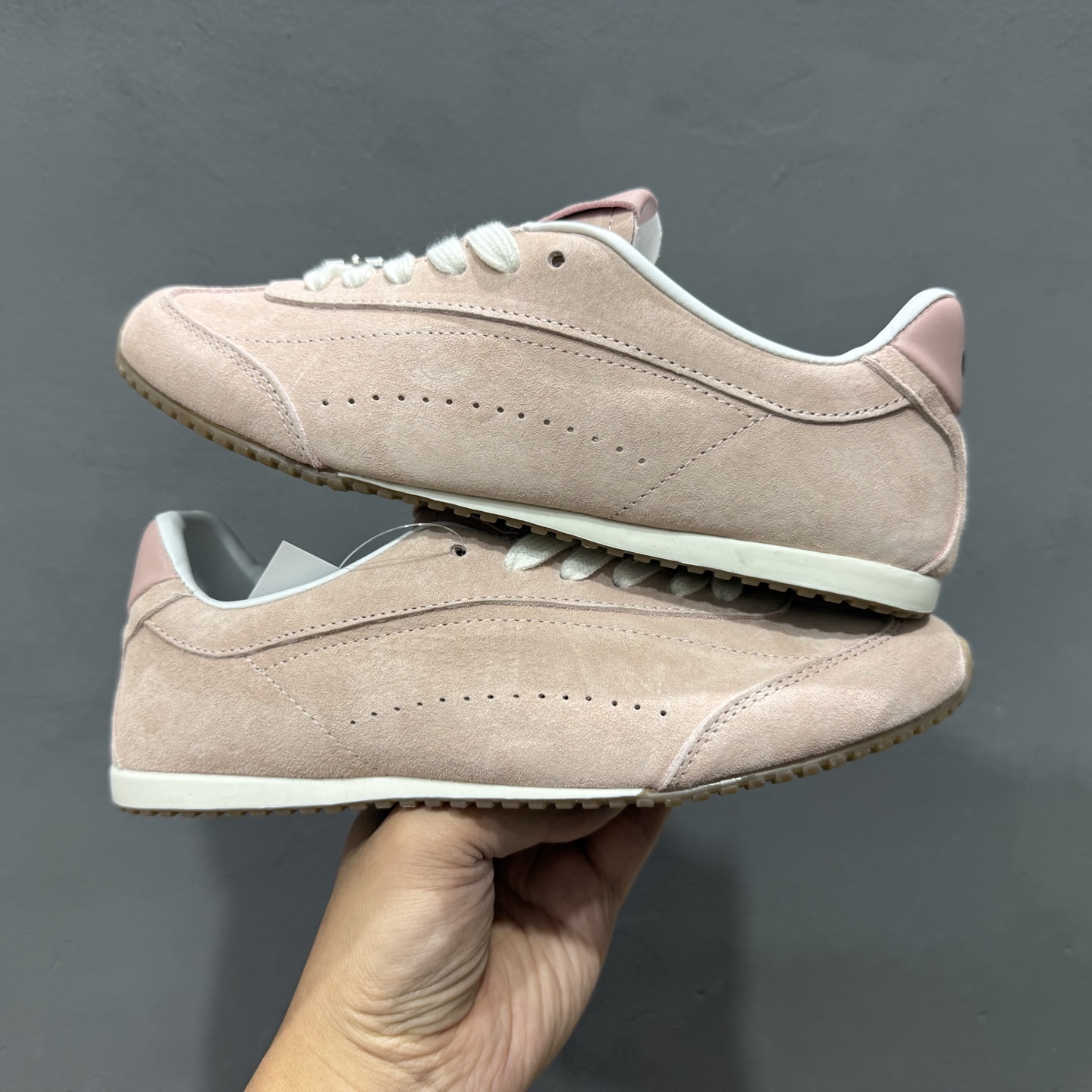 Alo Yoga Sunset Sneaker 徳训生活休闲鞋 A0891U