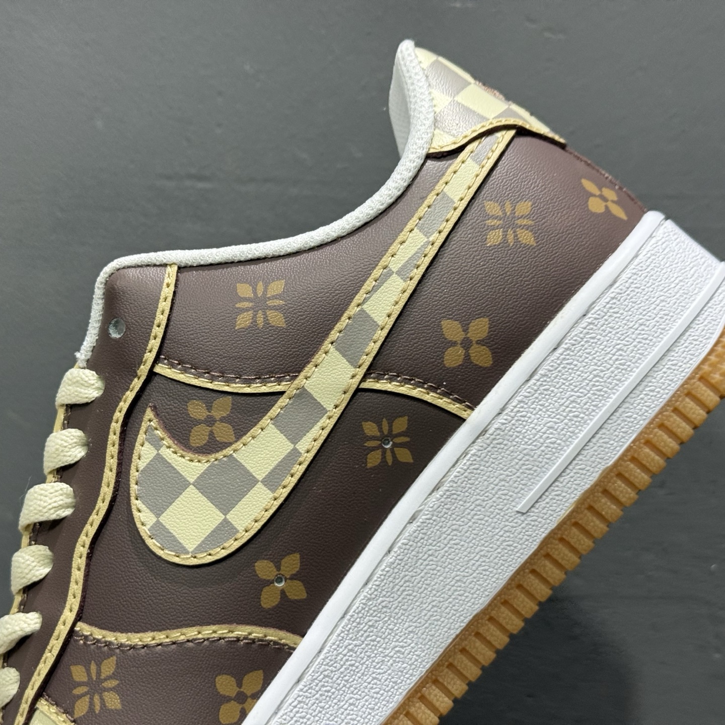 Nike Air Force 1'07 Low 联名款 空军一号低帮休闲板鞋 DJ2739-100