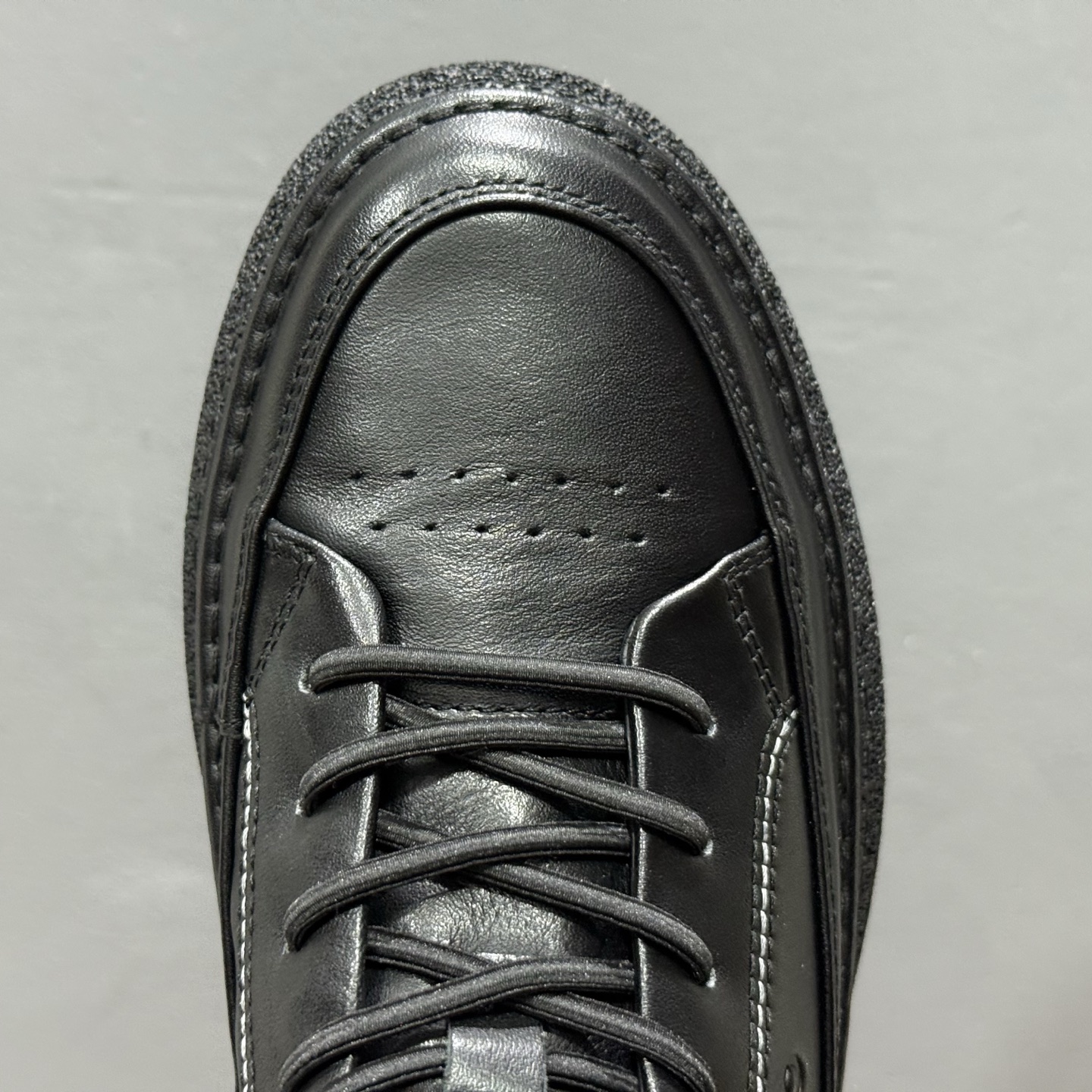 ECCO爱步男士休闲鞋 百搭防滑平底鞋 简约时尚街头户外鞋