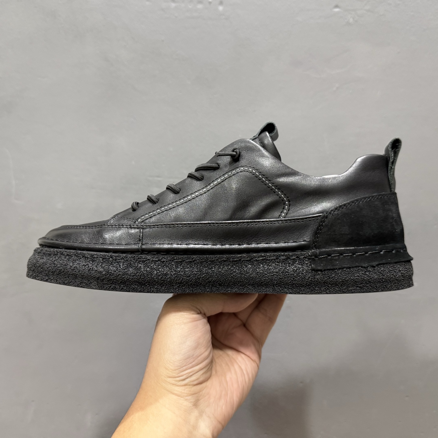 ECCO爱步男士休闲鞋 百搭防滑平底鞋 简约时尚街头户外鞋