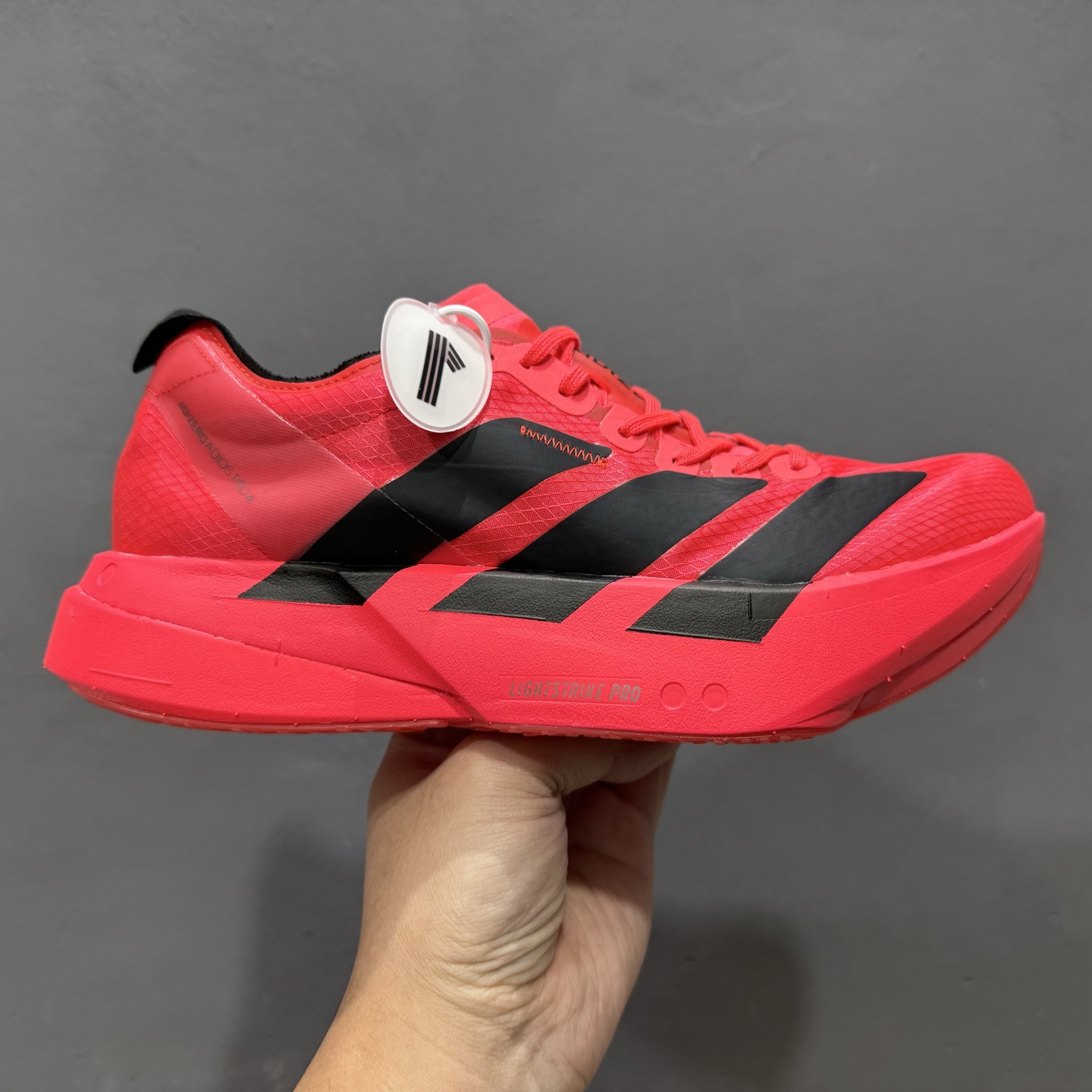 外贸版 AdidAdizero Adios 4 M 阿迪透气轻盈低帮跑步鞋 JR6368