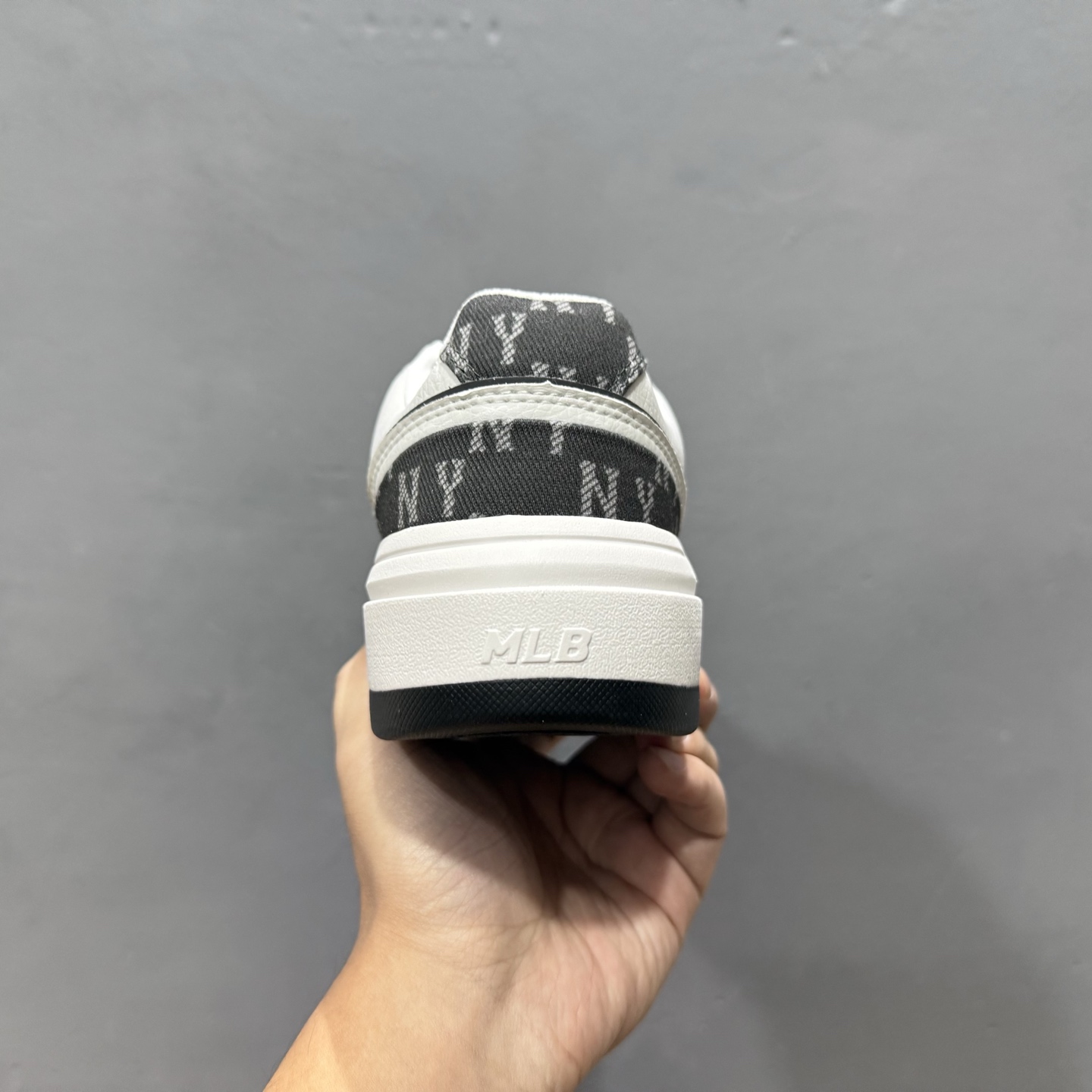 180 MLB米绿低帮学长鞋-Chinese UA Cheap High Quatity Brand Clothes Bags handbags Sneakers wholesale wholesaler seller from China Factory suppliers Fashion Clothing Shoes best Quality Beautiful Price 180 MLB米绿低帮学长鞋