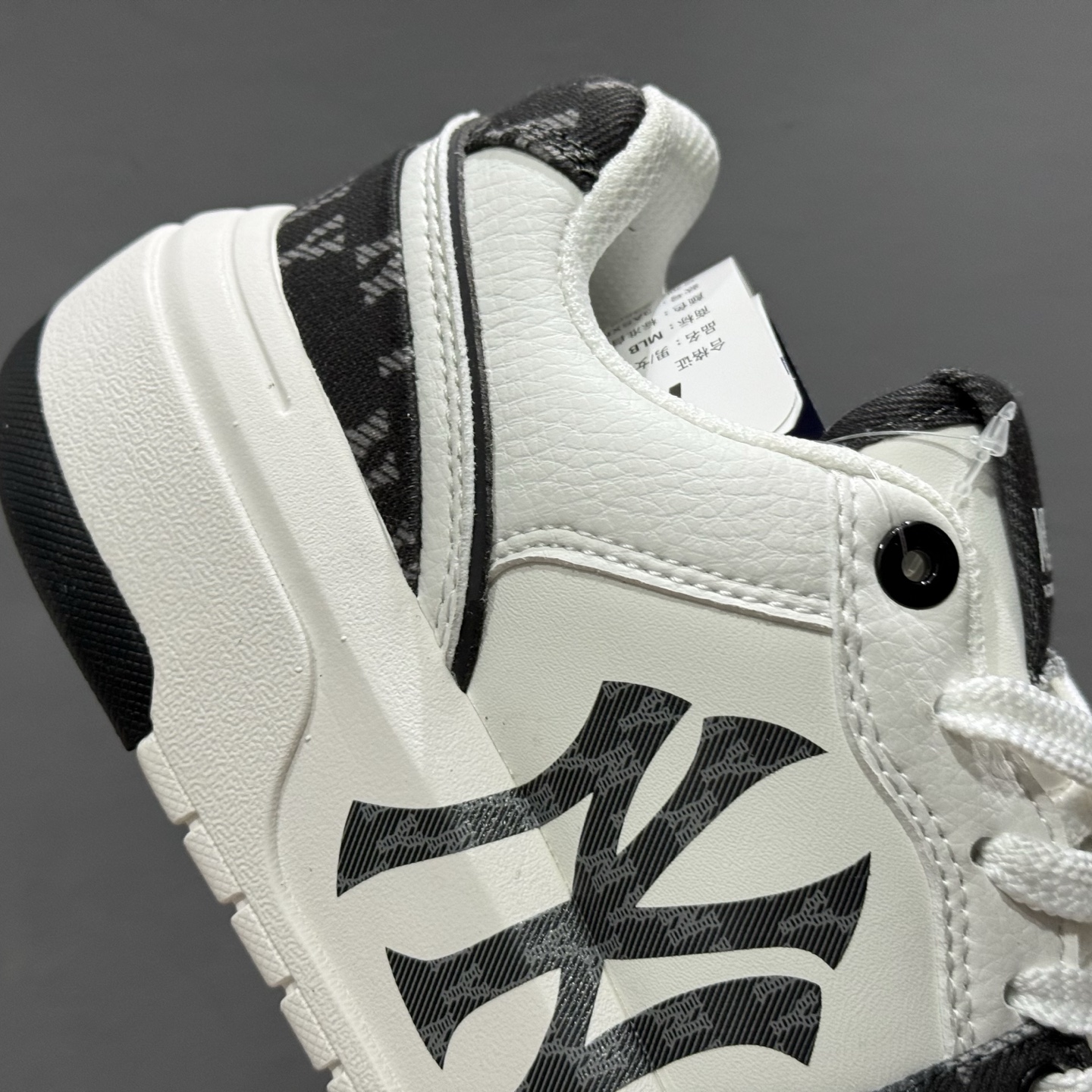 180 MLB米绿低帮学长鞋-Chinese UA Cheap High Quatity Brand Clothes Bags handbags Sneakers wholesale wholesaler seller from China Factory suppliers Fashion Clothing Shoes best Quality Beautiful Price 180 MLB米绿低帮学长鞋