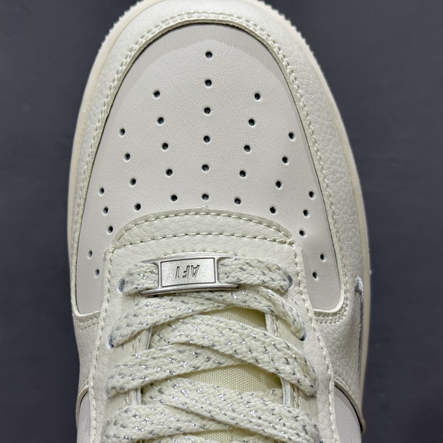 NIke Air Force 1 ‘07 Low 空军一号 低帮 运动鞋 QY6818-611