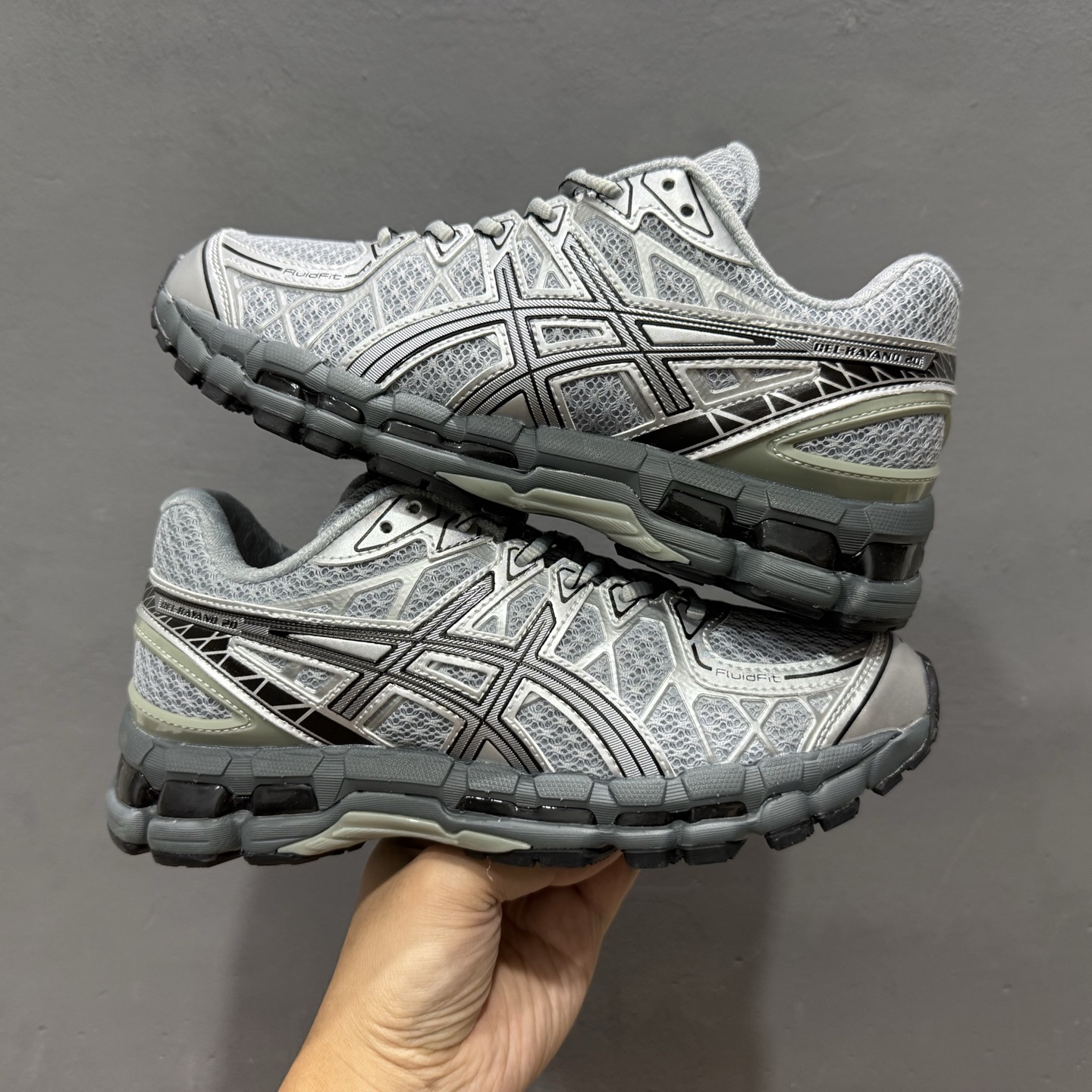 ASICS/亚瑟士GEL-NYC透气网眼鞋面配合部分合成革材质