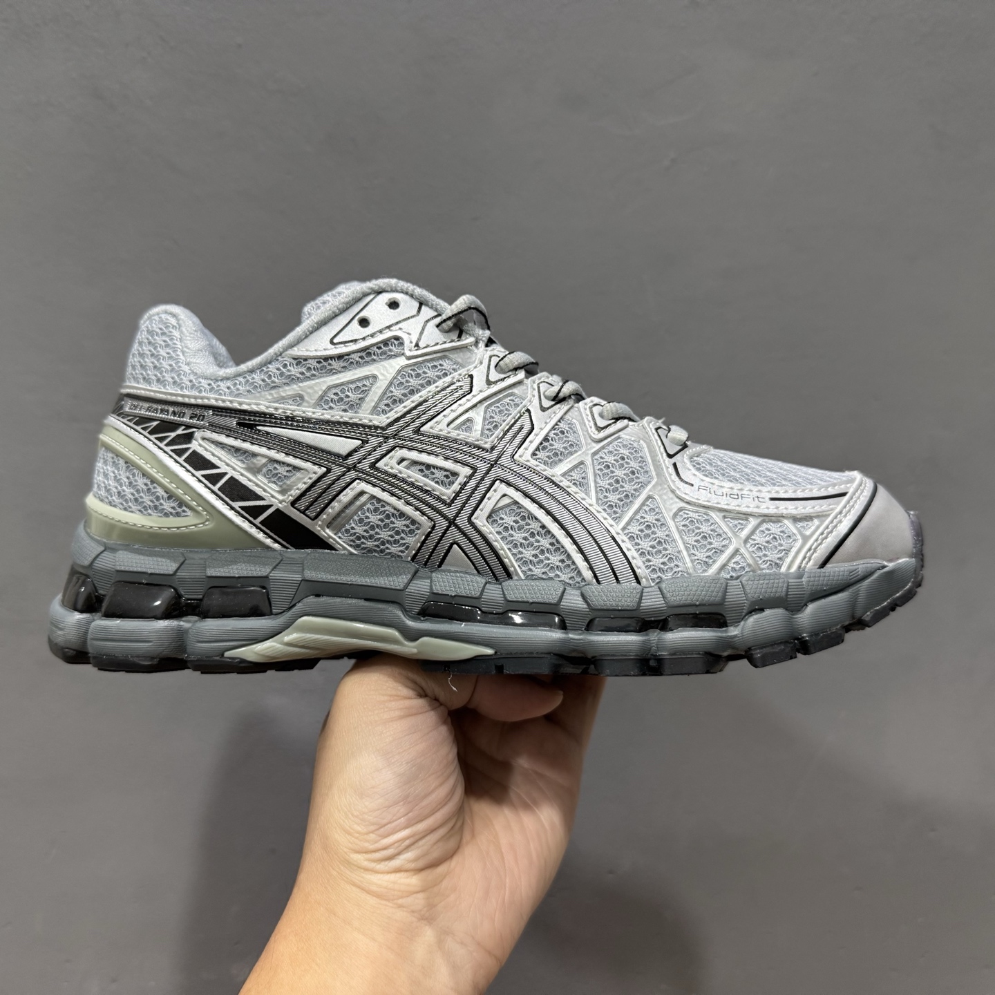 ASICS/亚瑟士GEL-NYC透气网眼鞋面配合部分合成革材质