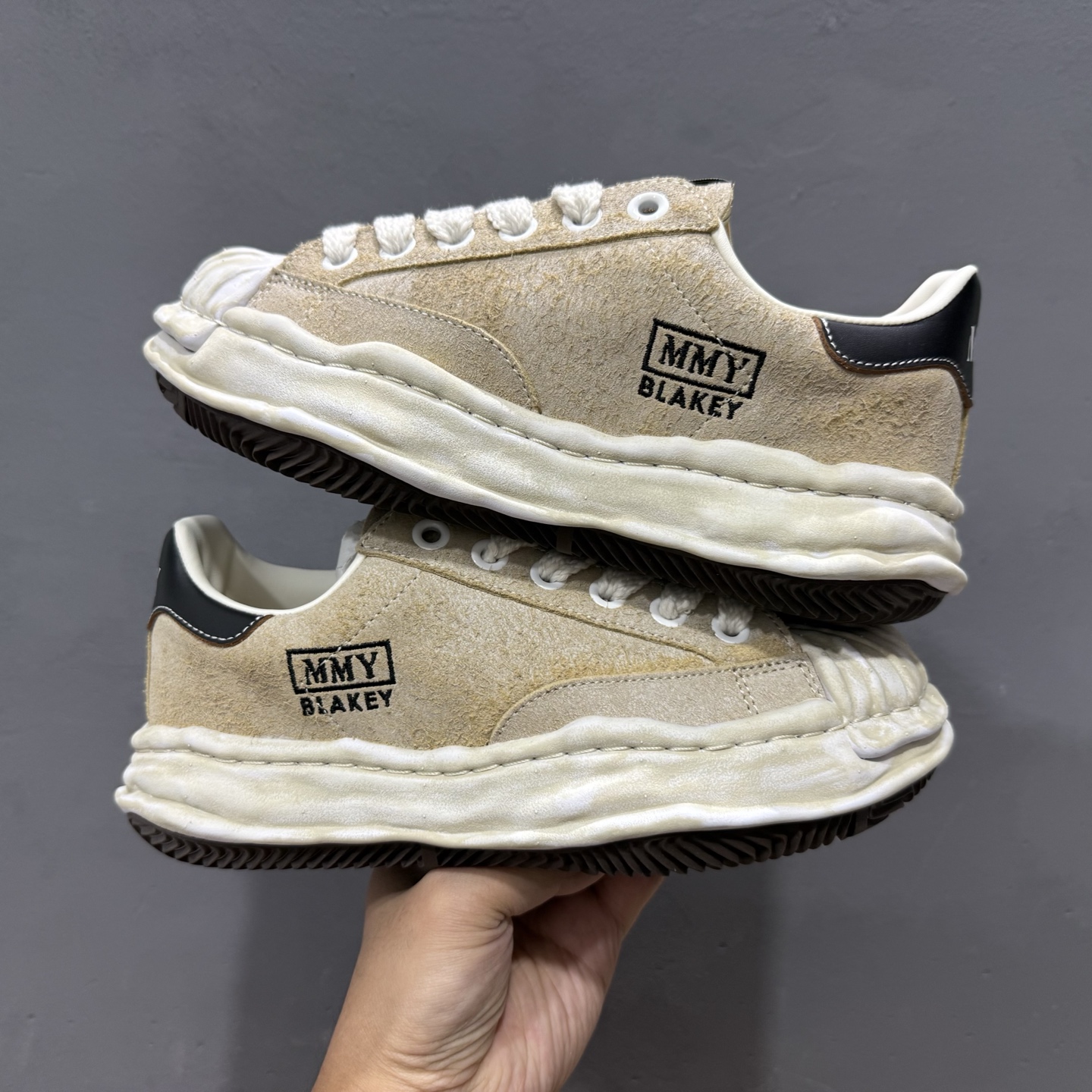 余文乐挚爱单品 MMY Blakey 脏脏鞋 AMIRI骨头鞋同款 复古溶解风运动鞋
