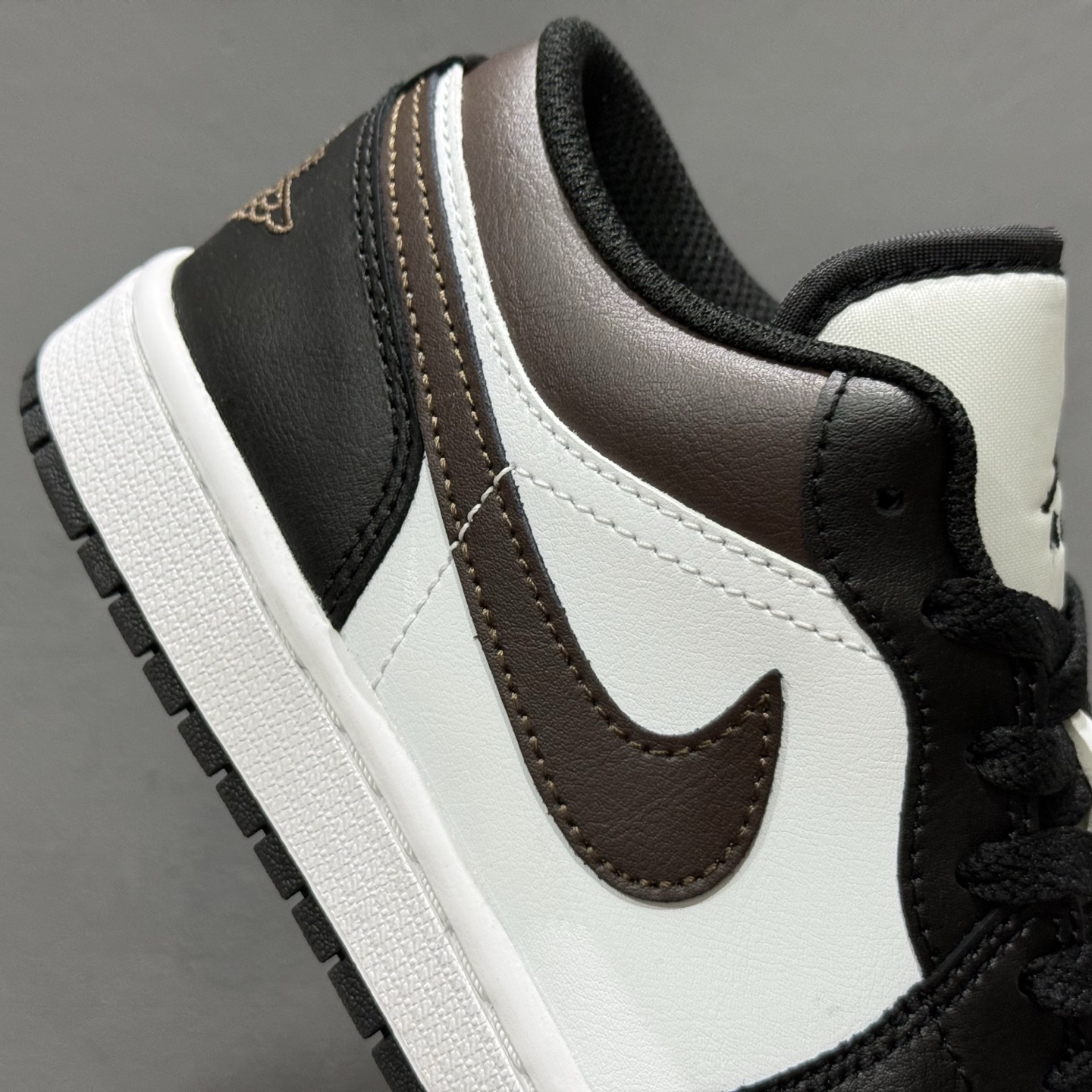 Air Jordan 1 LowAJ1 乔1黑白 低帮文化休闲板鞋 IO3393-010