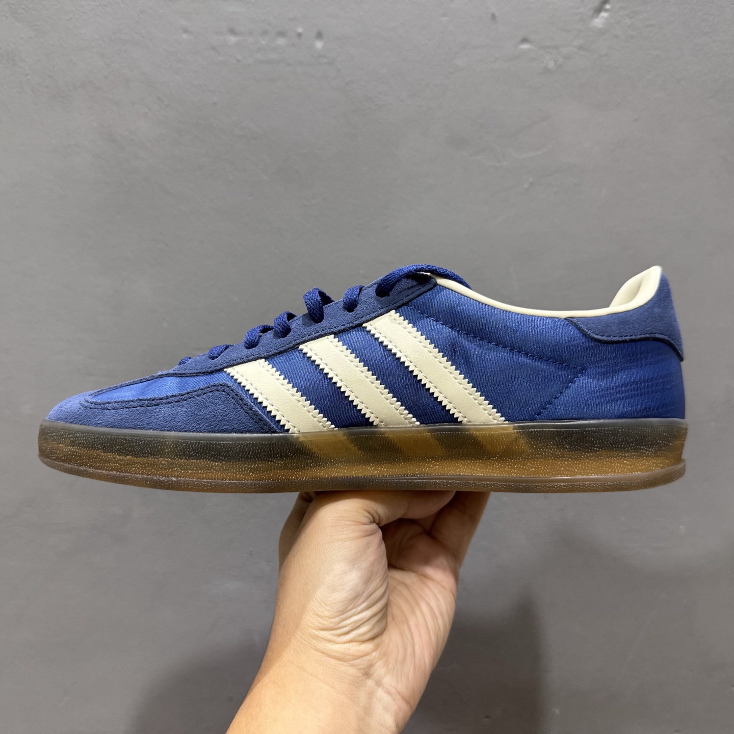 adidOriginals Gazelle INdoor 三叶草休闲防滑耐磨低帮板鞋 JS1410
