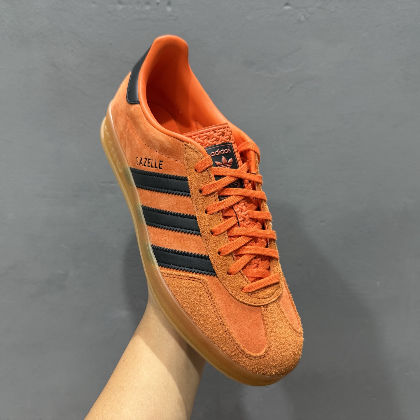 180 adidOriginals Gazelle INdoor 三叶草休闲防滑耐磨低帮板鞋 JI3905