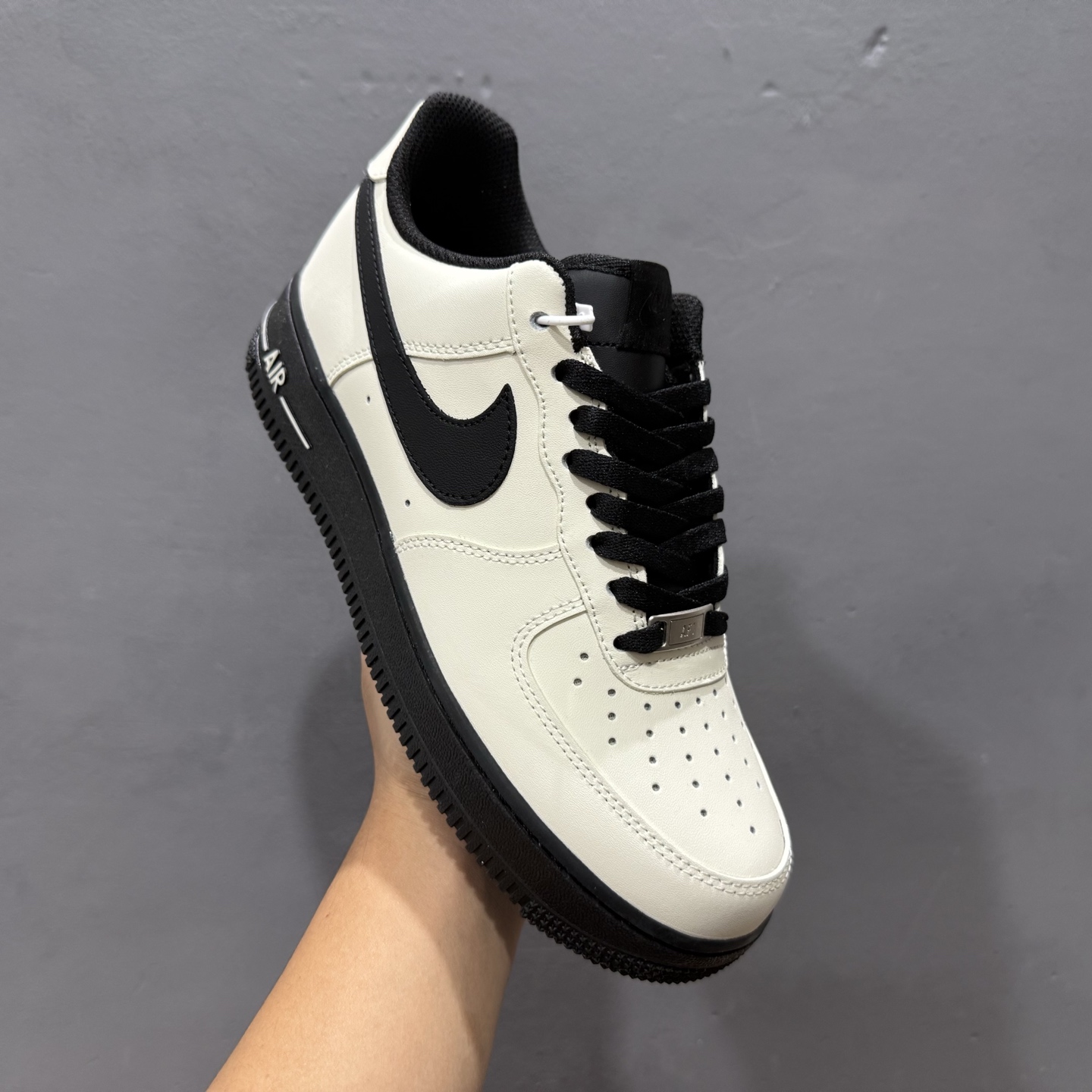 爆款定制 二次元主题 Nike Air Force 1 Low’07 米黑 空军一号低帮休闲板鞋 ZH0316-143
