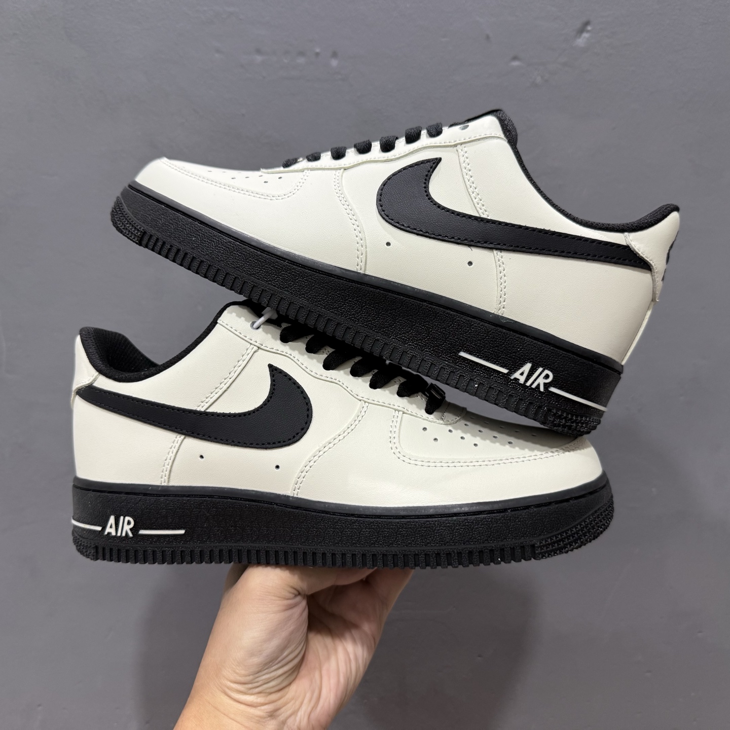 爆款定制 二次元主题 Nike Air Force 1 Low’07 米黑 空军一号低帮休闲板鞋 ZH0316-143