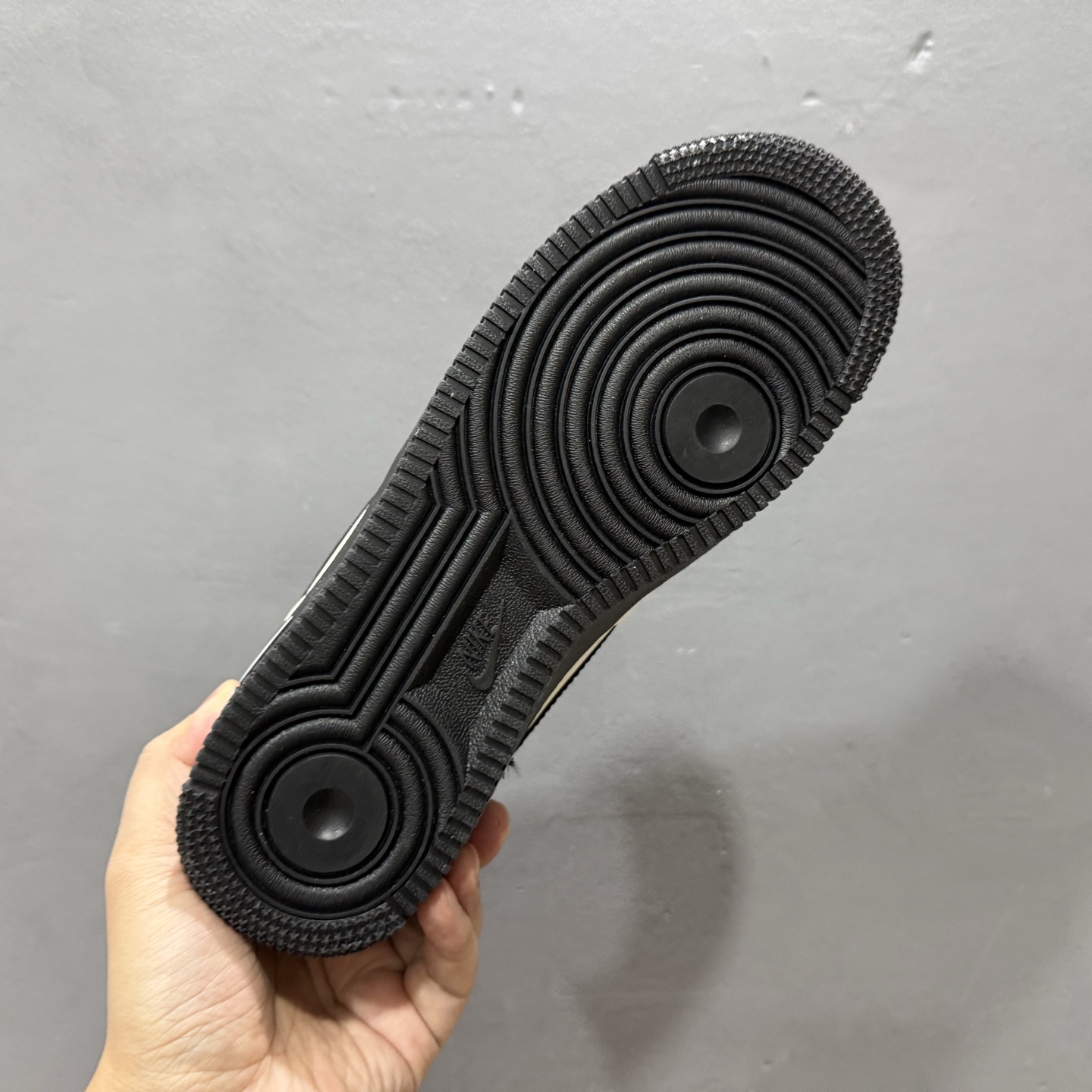 爆款定制 二次元主题 Nike Air Force 1 Low’07 米黑 空军一号低帮休闲板鞋 ZH0316-143