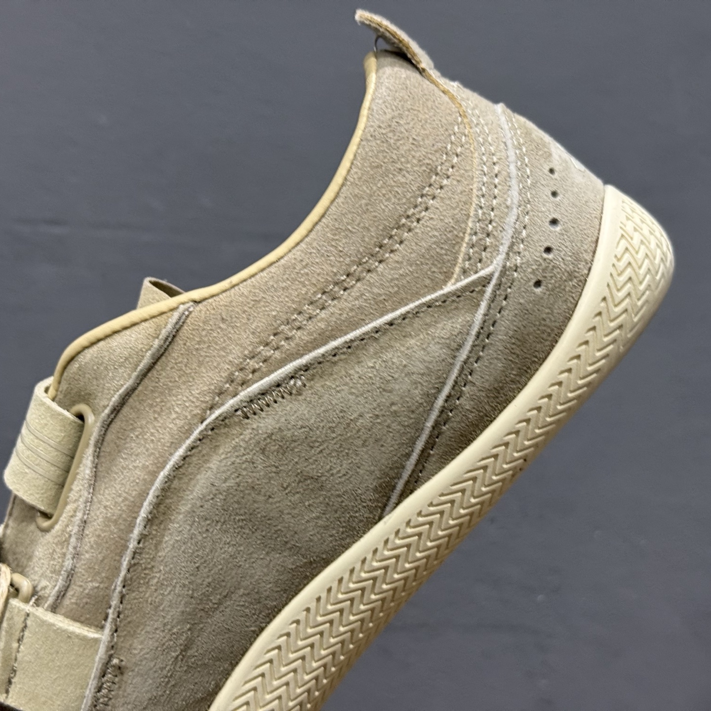 AD 阿迪 Urban Reverie 绑带 复古休闲鞋 JS2444 AD 阿迪 Urban Reverie 绑带 复古休闲鞋 JS2444